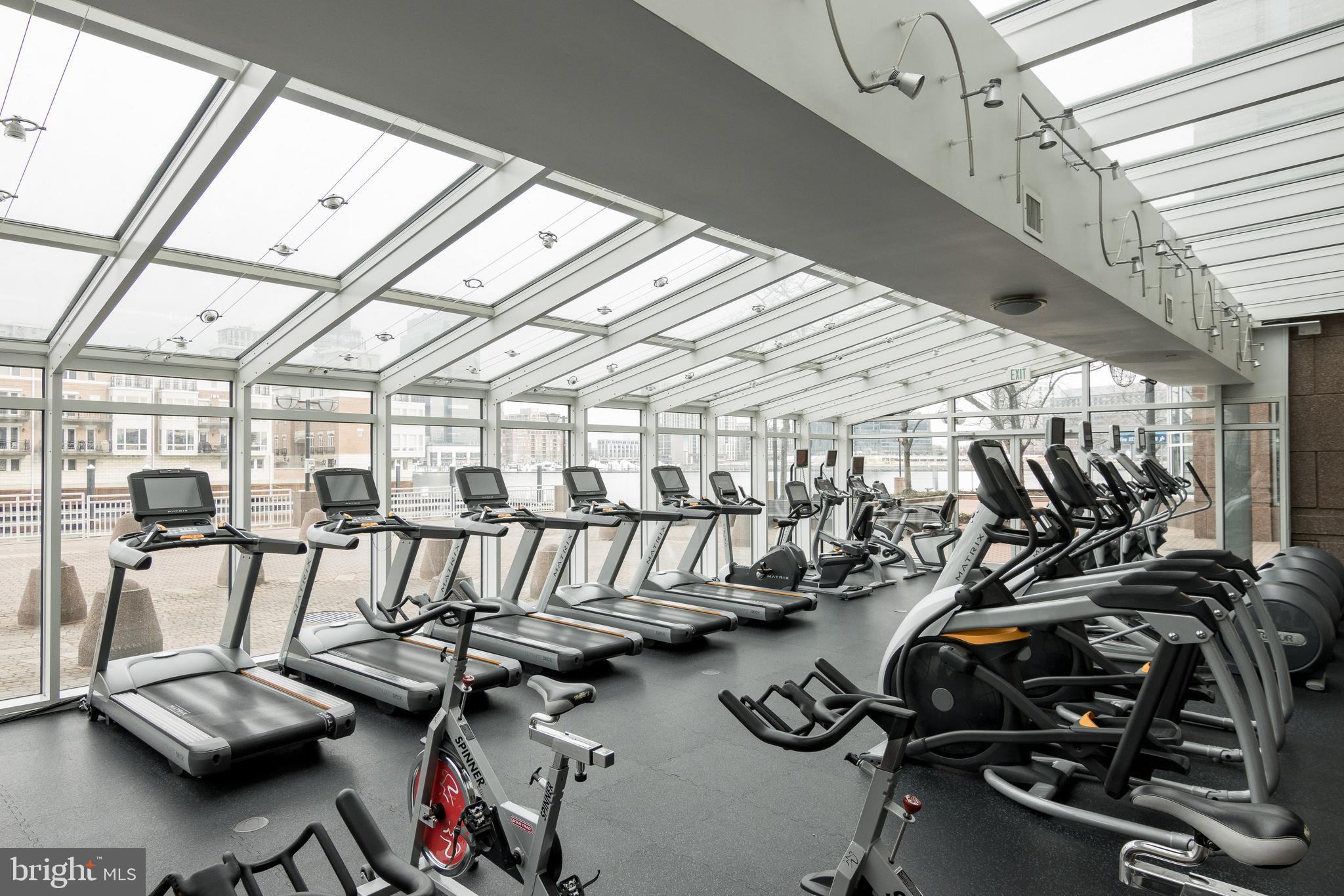 PIERSIDE AT HARBORVIEW - Residential Lease