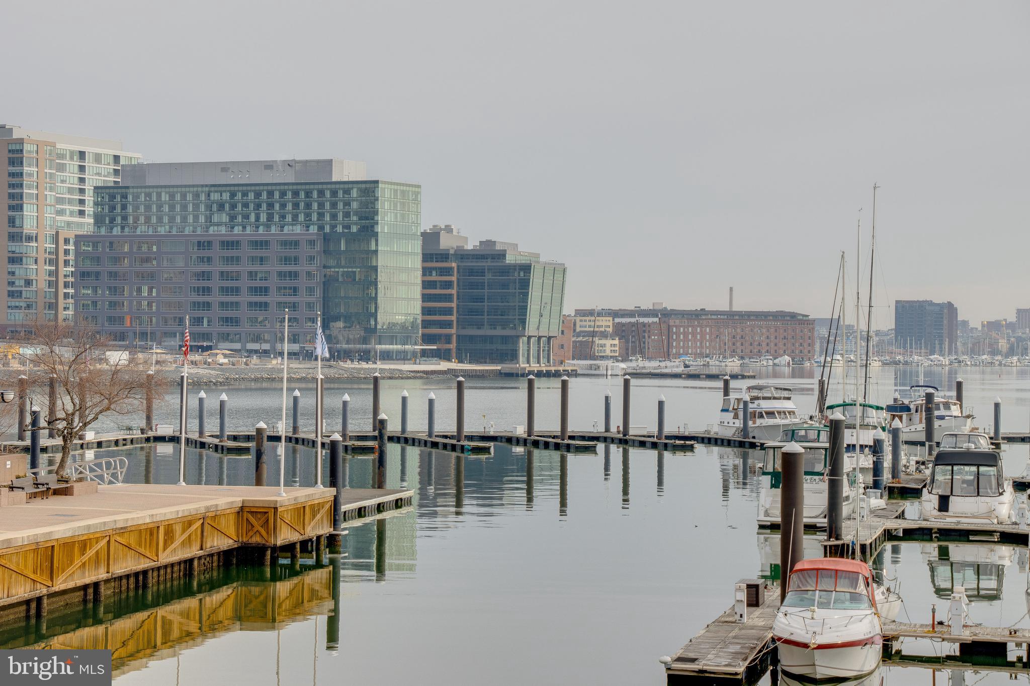 PIERSIDE AT HARBORVIEW - Residential Lease