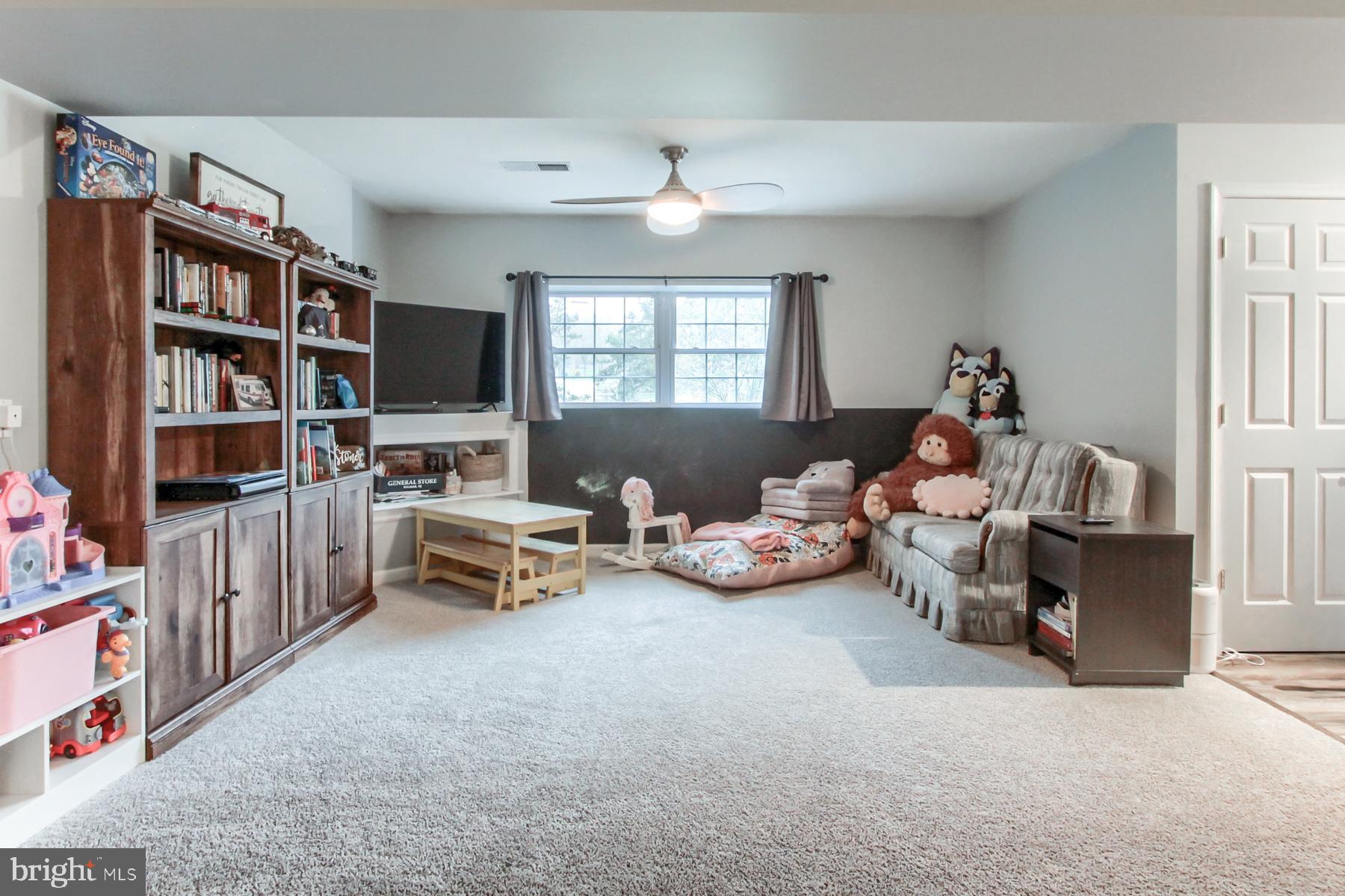 LAKE MEADE - Residential