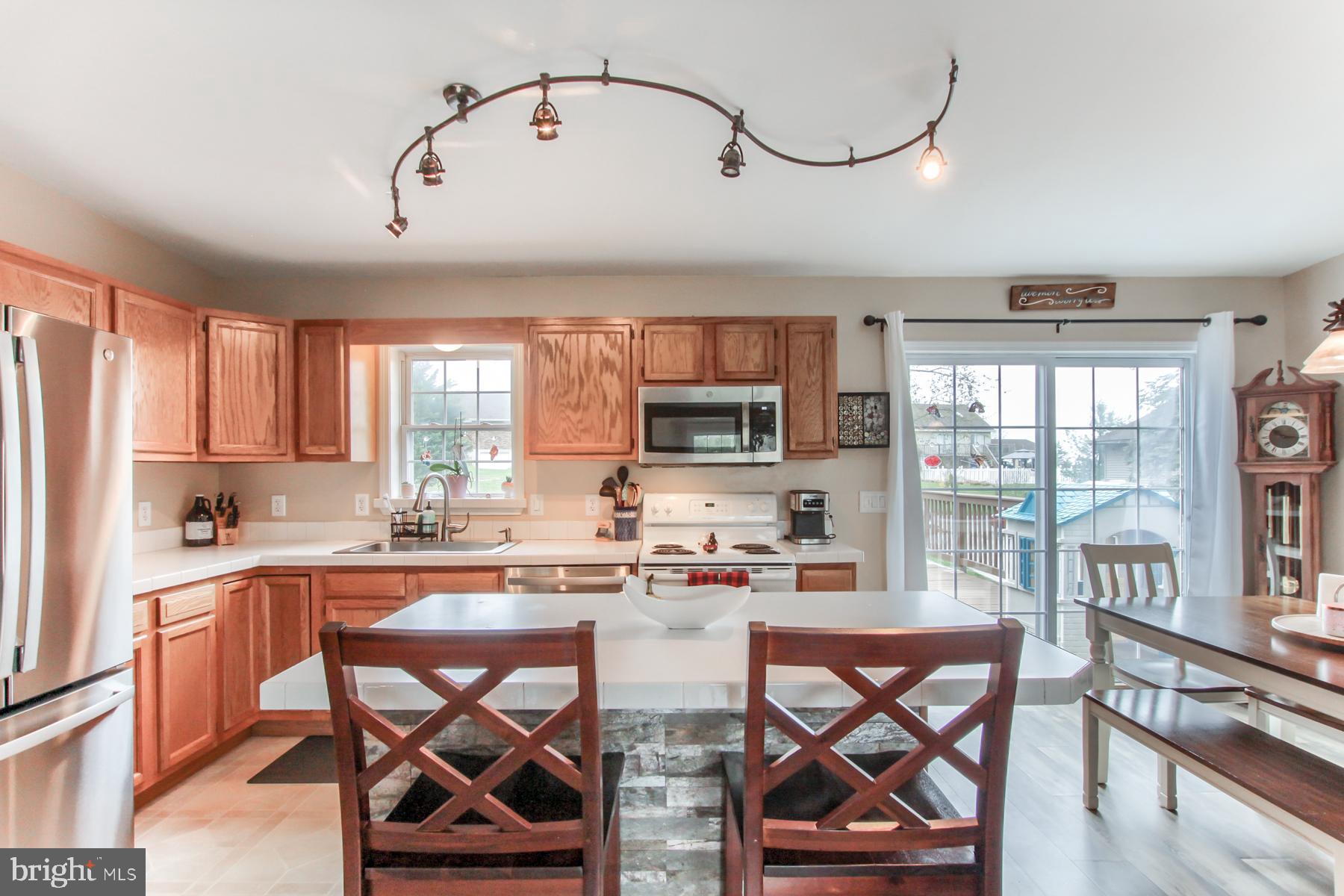 LAKE MEADE - Residential