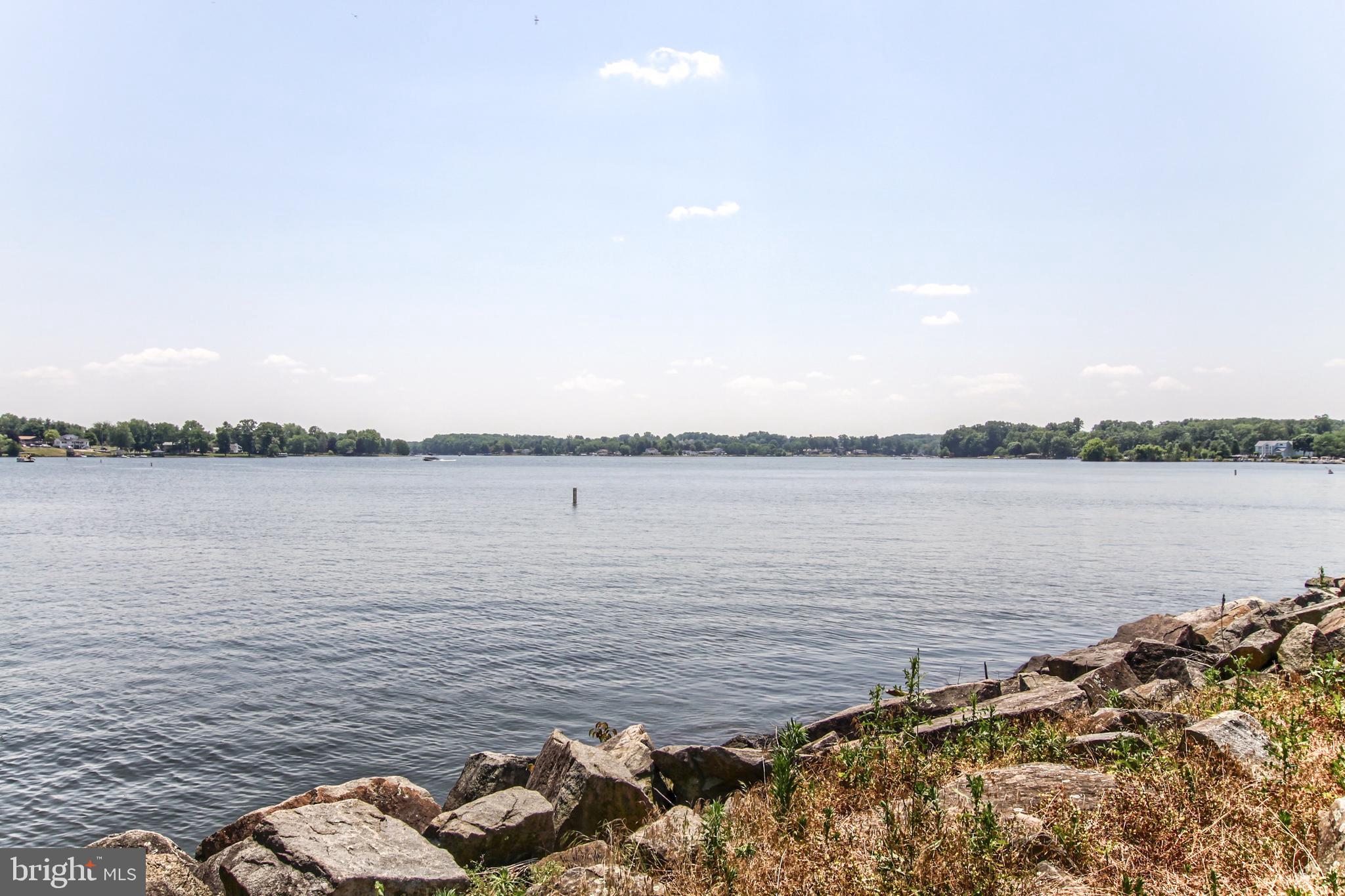 LAKE MEADE - Residential