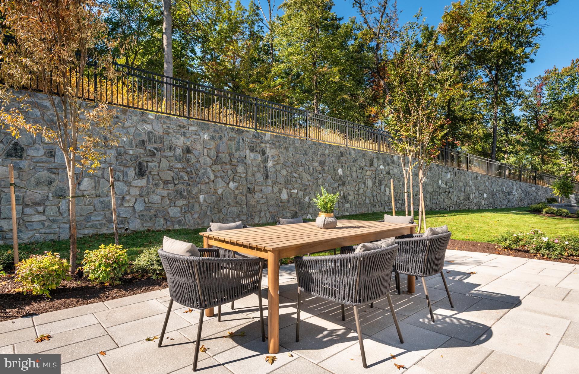 CATTAIL RUN - Residential