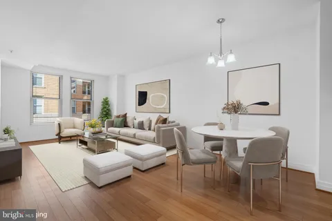 915 E Street NW Unit 1111, Washington, DC MLS: DCDC2191914