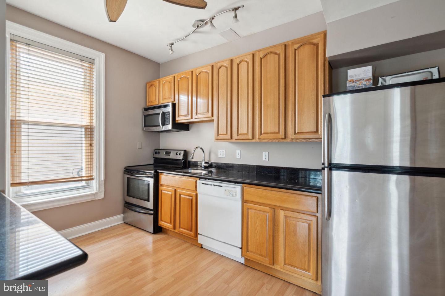 1936 N 7TH STREET 3