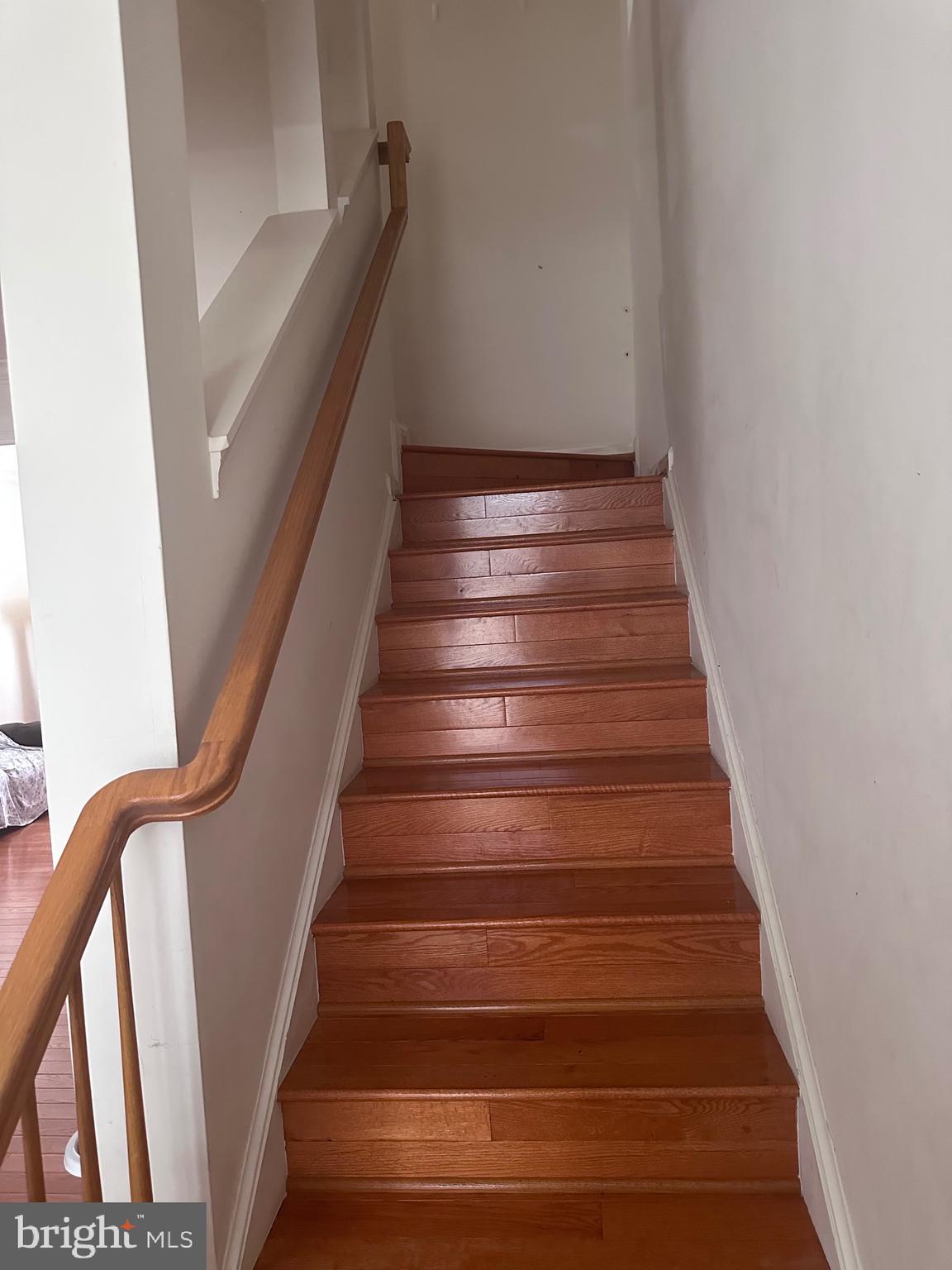 GLEN OAKS CONDOMINIUM - Residential