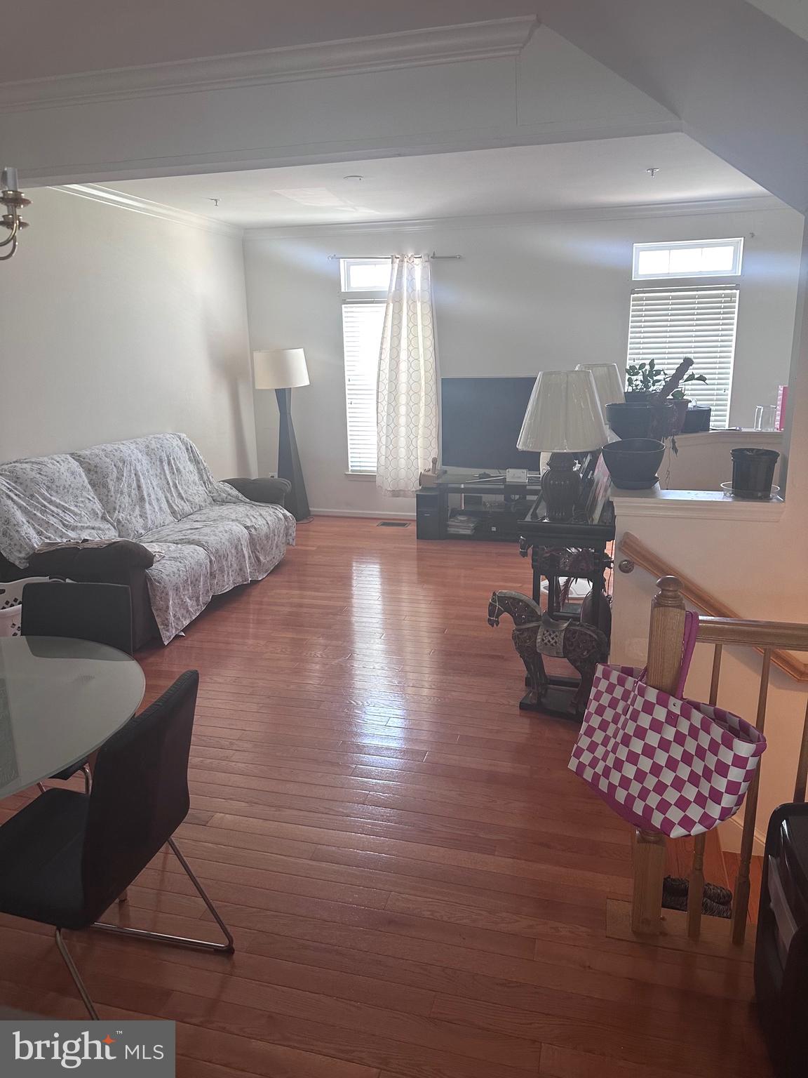 GLEN OAKS CONDOMINIUM - Residential