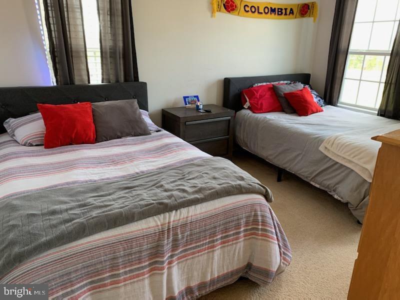 WARRINGTON POINTE - Residential Lease