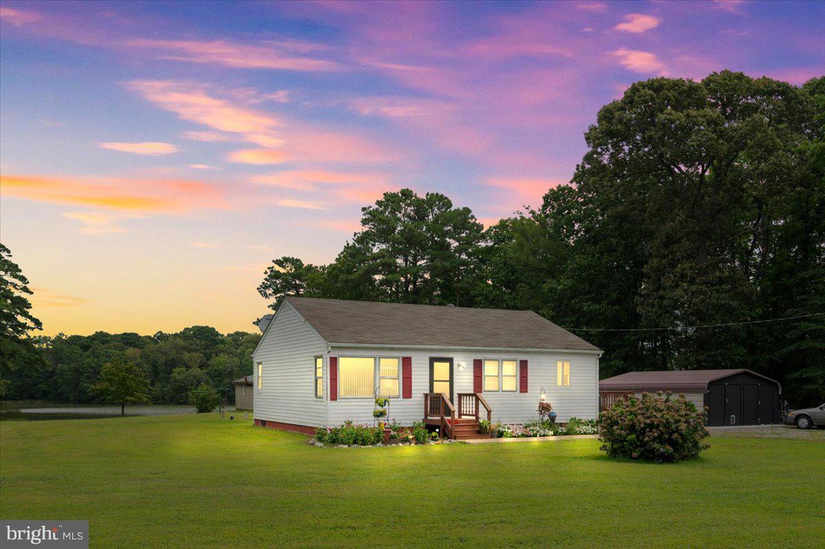 141 RAINTREE LANE