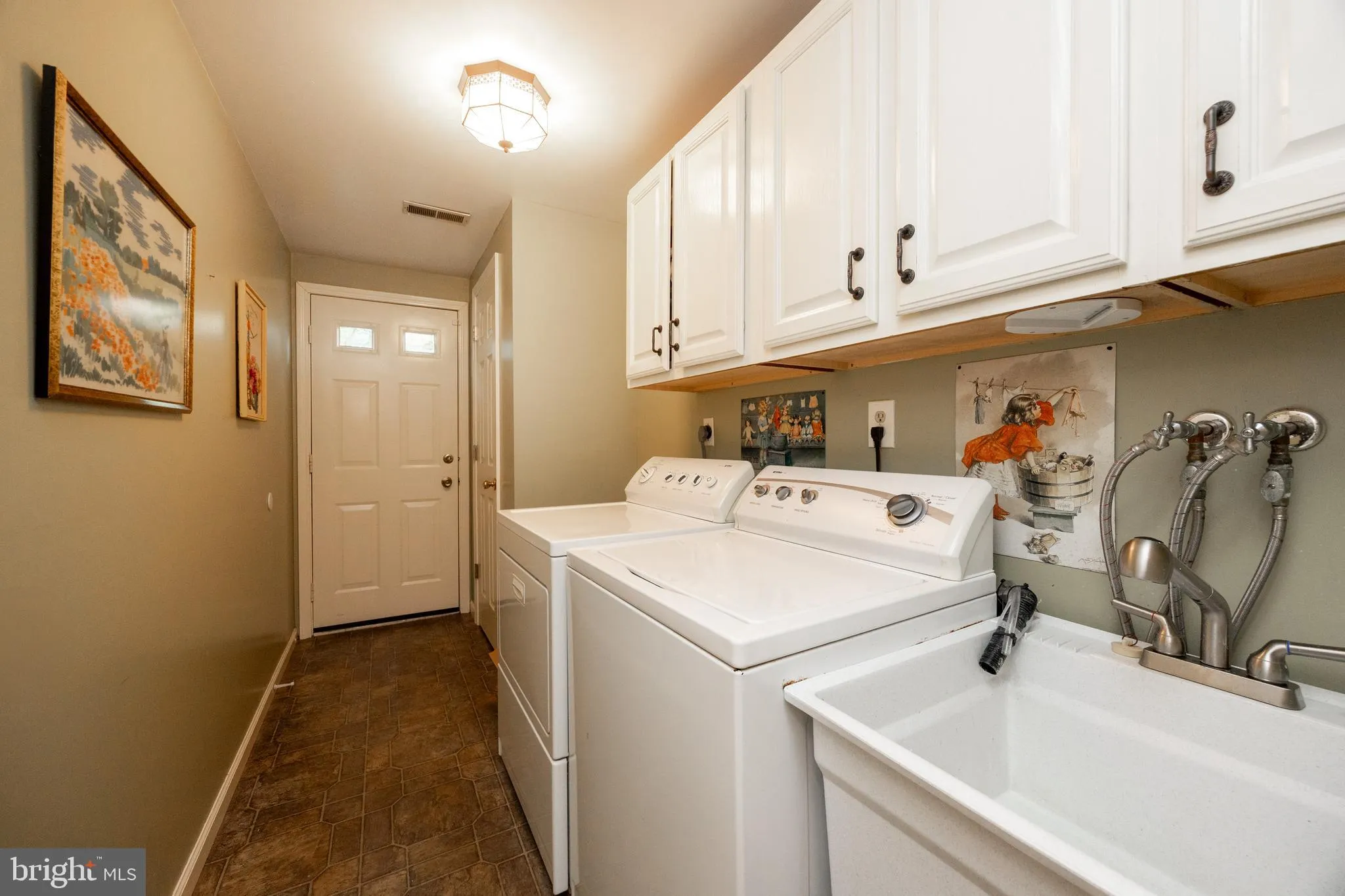 Collegeville, Pennsylvania 19426, United States, 4 Bedrooms Bedrooms, ,3 BathroomsBathrooms,Residential,Active,158221