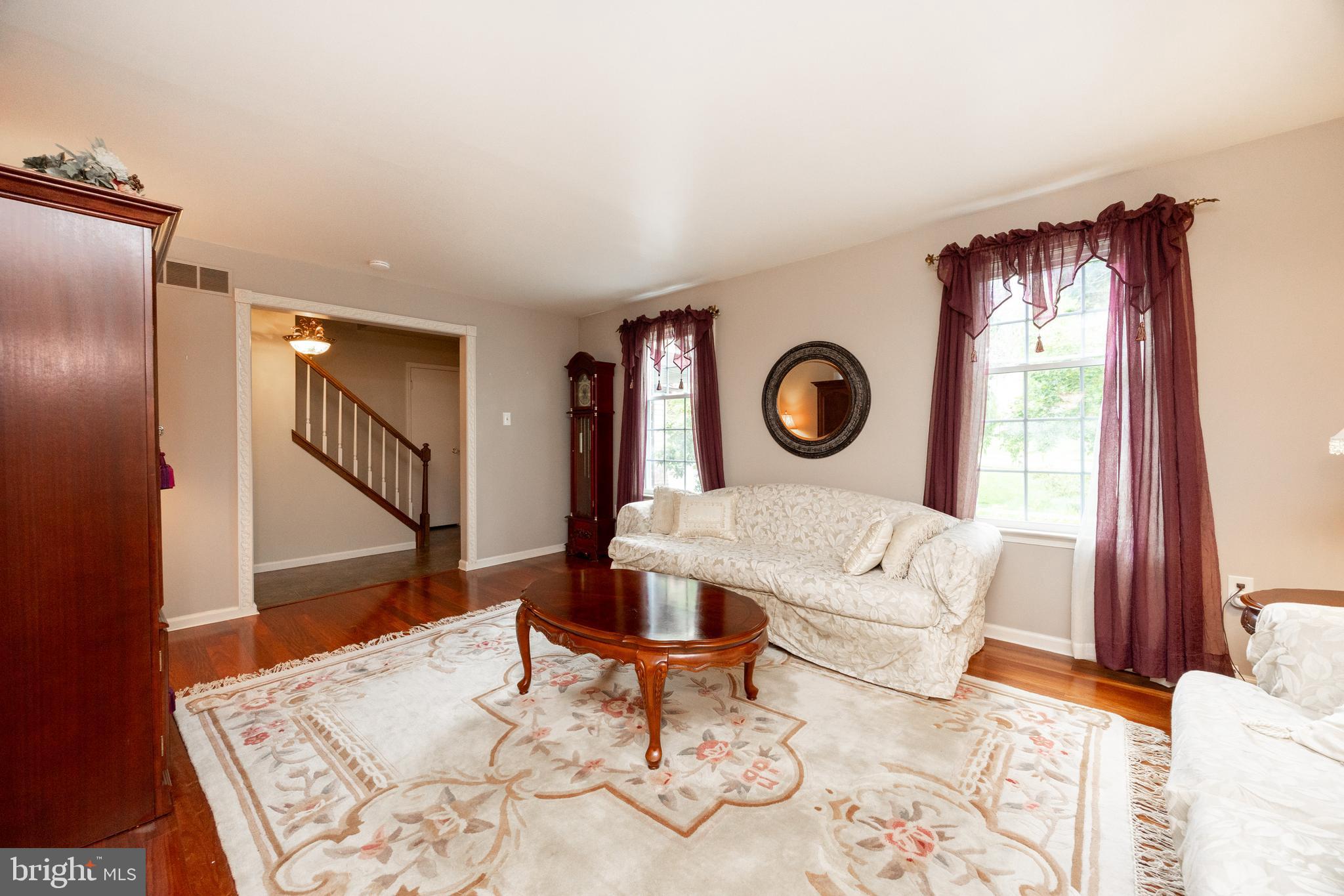 3 BUCKTHORN LANE