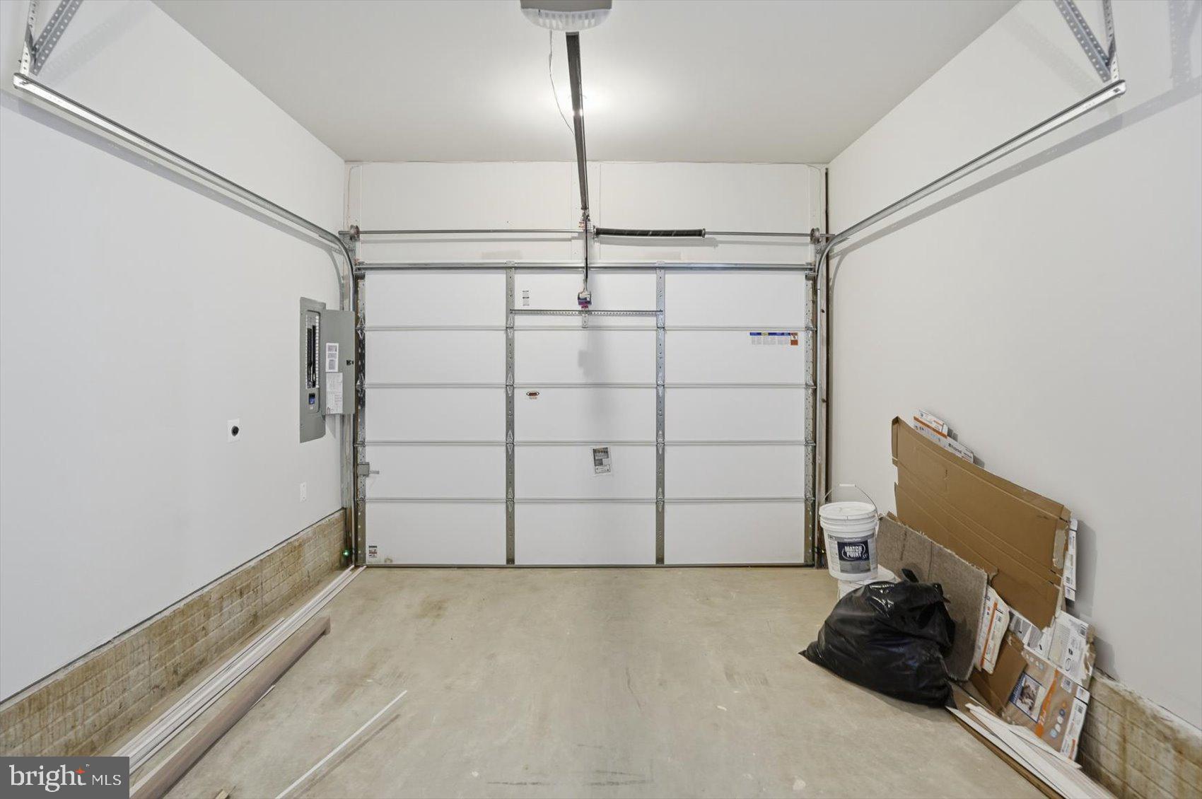 SUNNYFIELD ESTATES - Residential