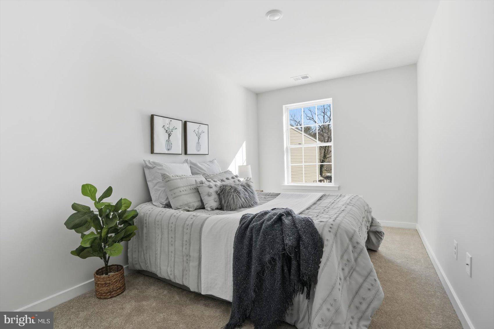 SUNNYFIELD ESTATES - Residential