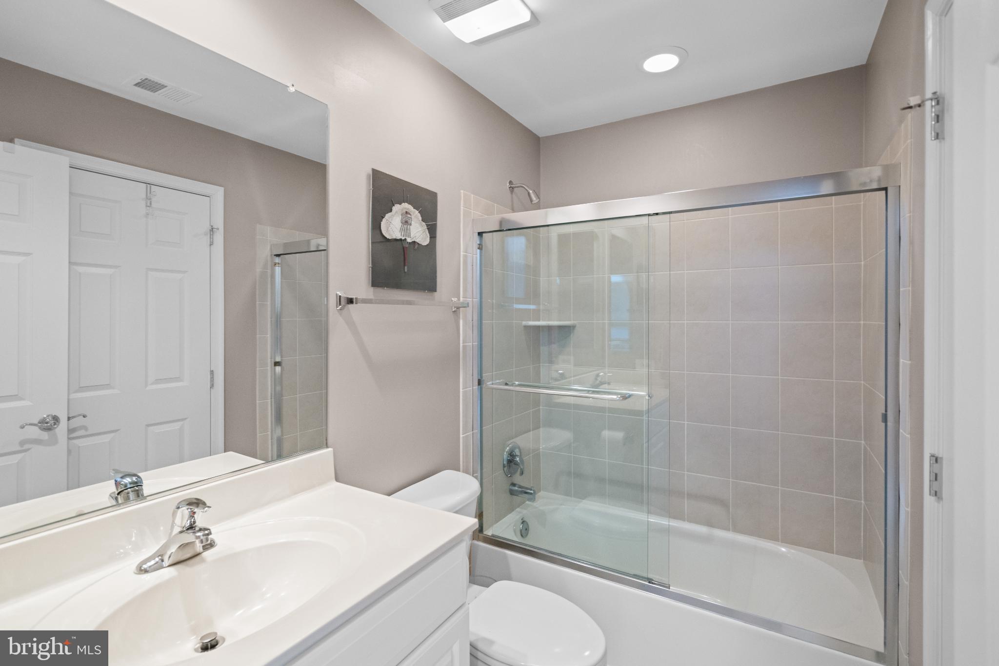 FALLSGROVE - Residential