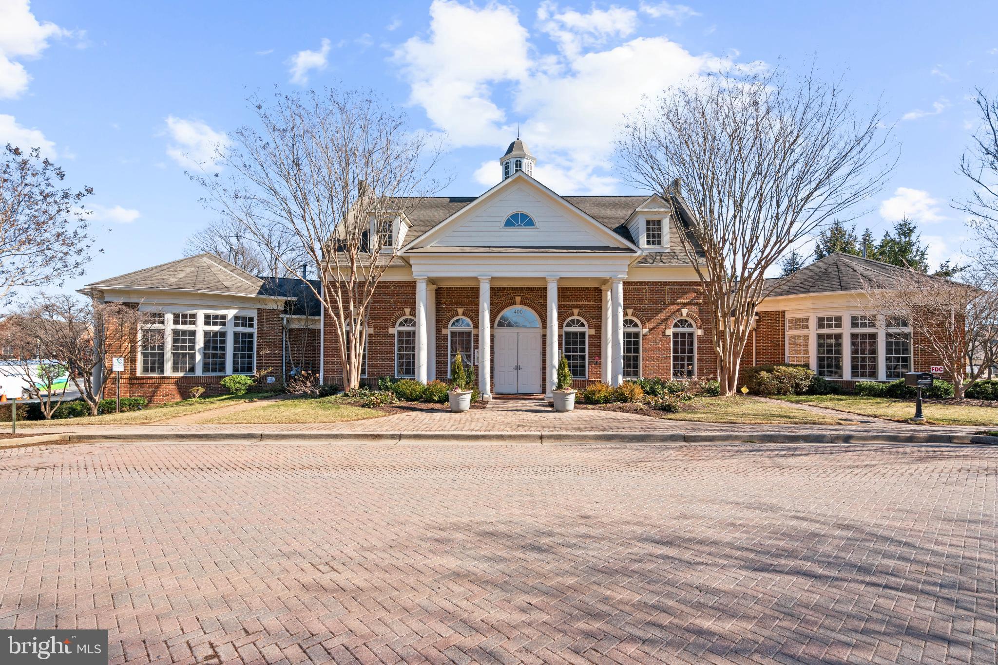 FALLSGROVE - Residential