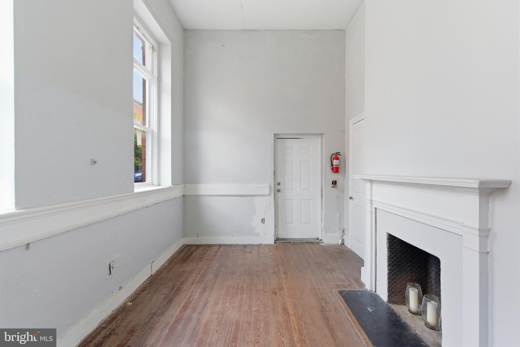 FEDERAL HILL HISTORIC DISTRICT - Commercial Sale