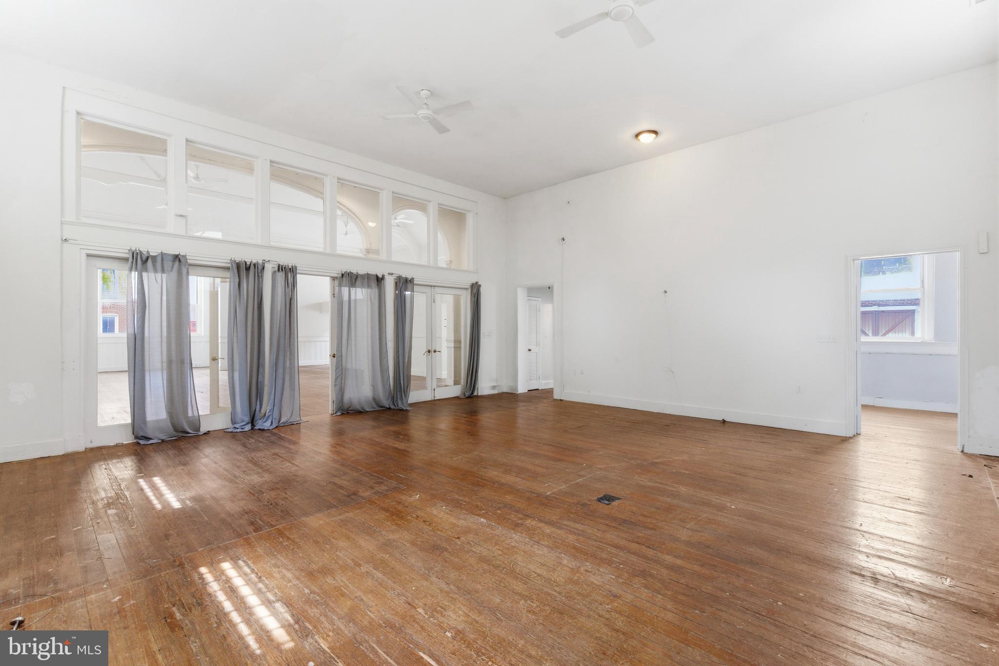 FEDERAL HILL HISTORIC DISTRICT - Commercial Sale