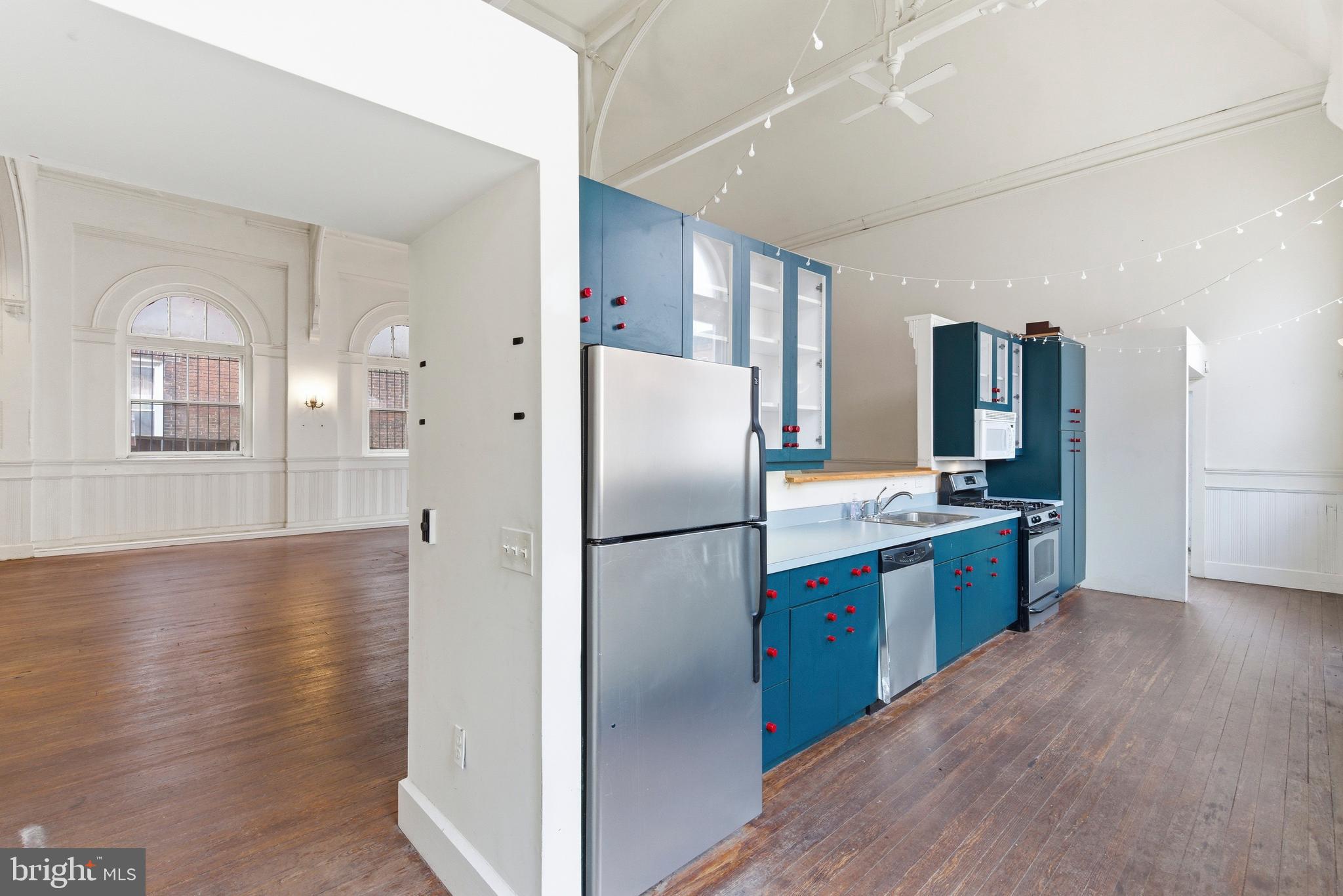 FEDERAL HILL HISTORIC DISTRICT - Commercial Sale