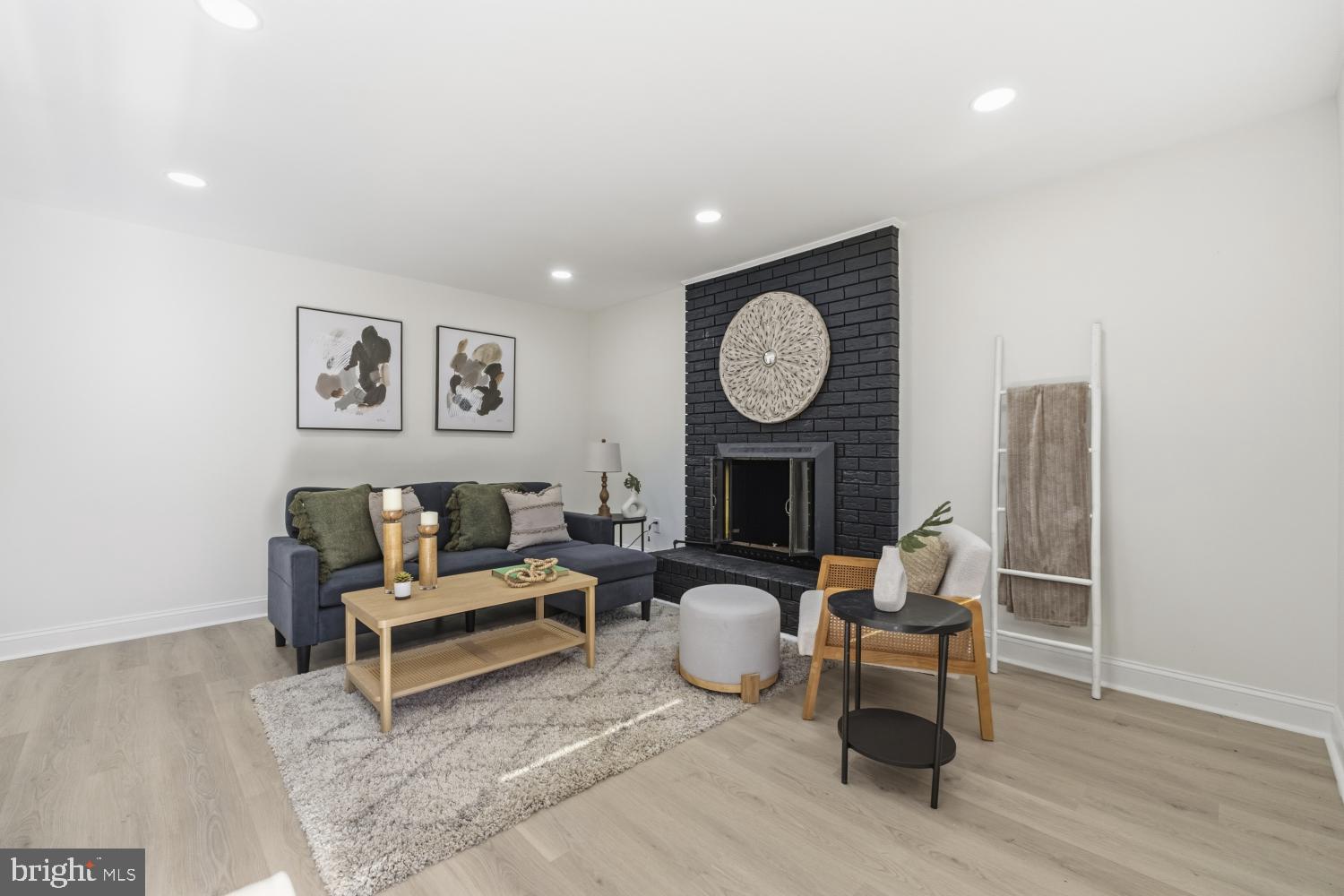 3110 DUBOIS AVENUE