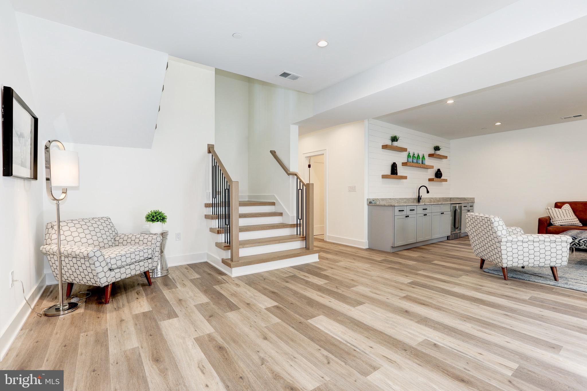 GARRETT PARK ESTATES - Residential