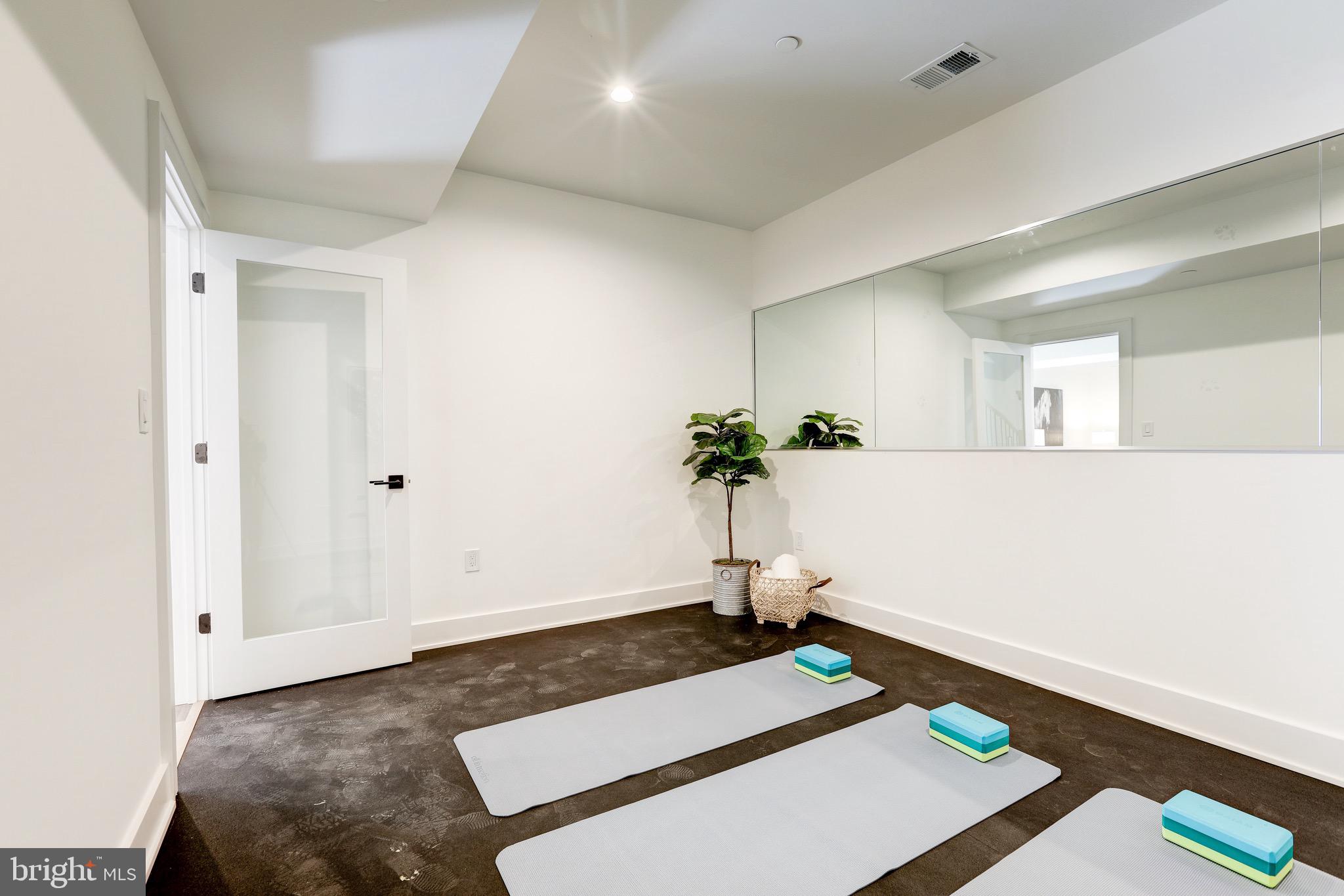 GARRETT PARK ESTATES - Residential