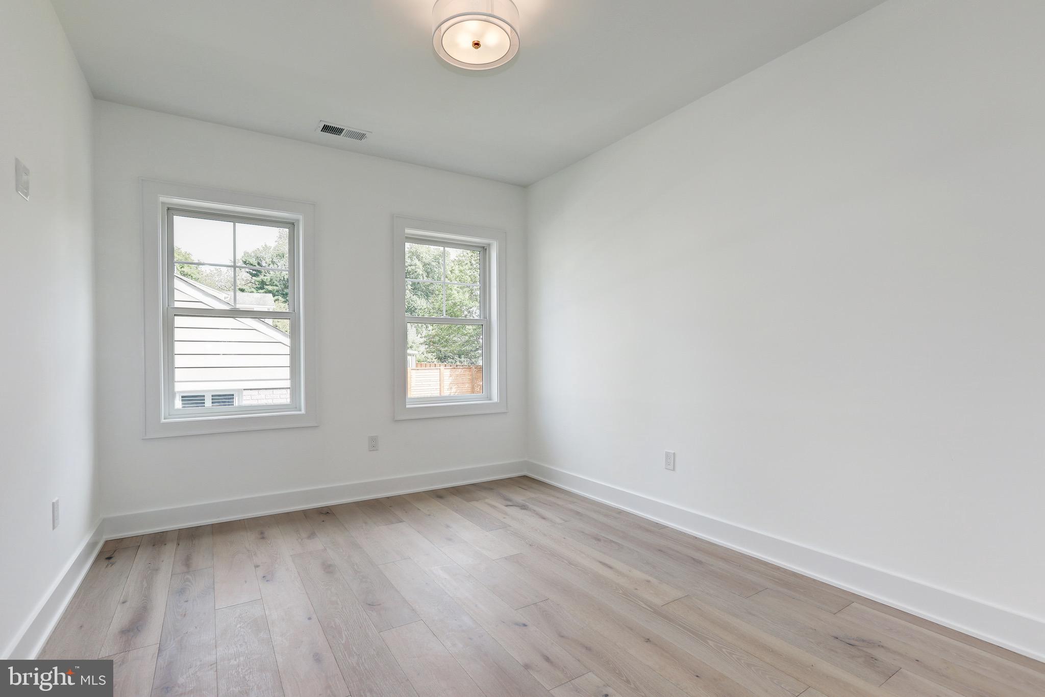 GARRETT PARK ESTATES - Residential