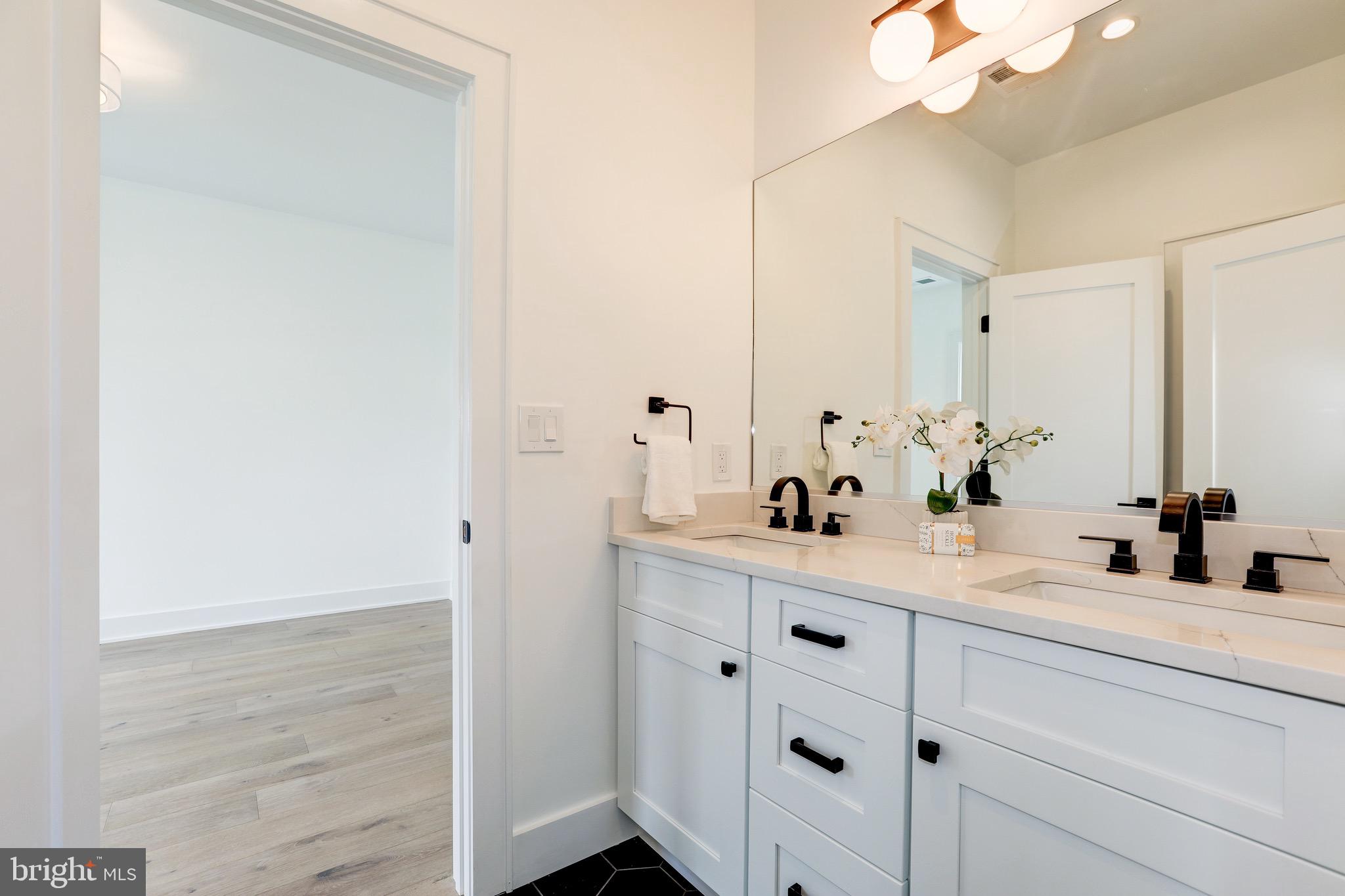 GARRETT PARK ESTATES - Residential