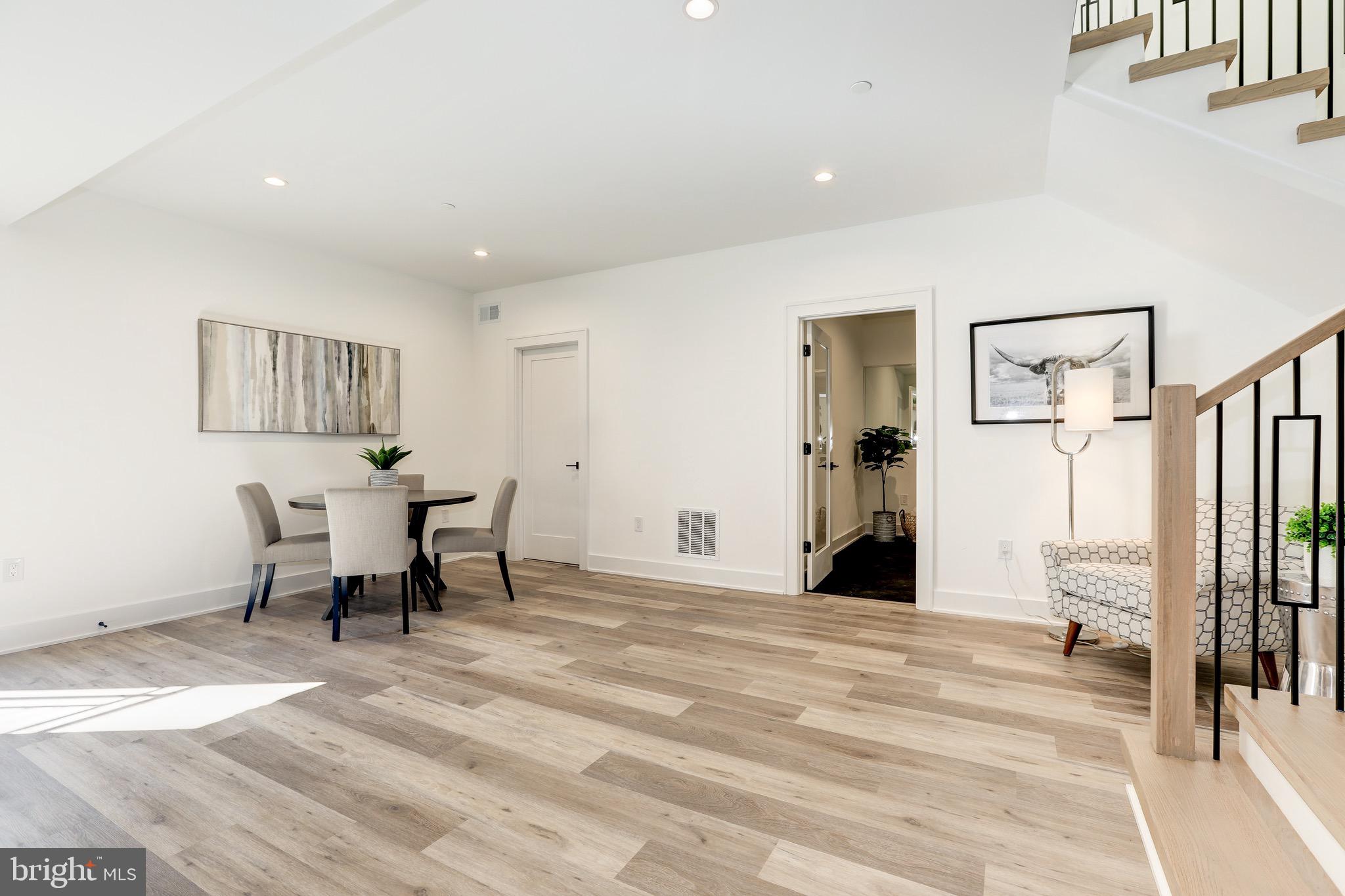 GARRETT PARK ESTATES - Residential