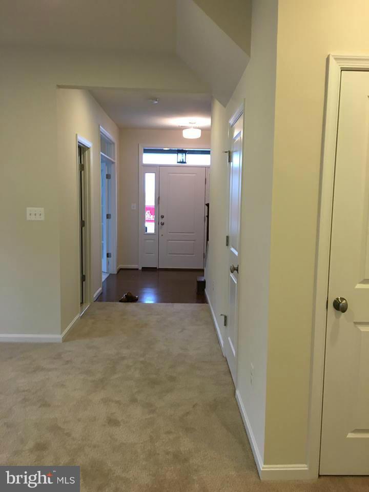 BRAMBLETON LANDBAY 3 - Residential Lease