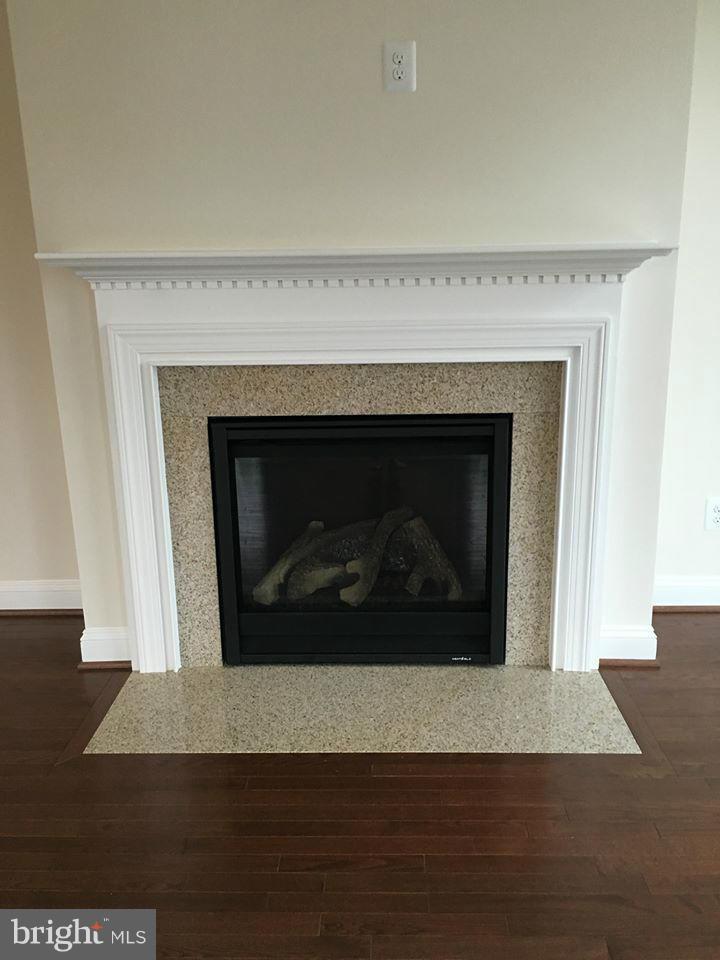 BRAMBLETON LANDBAY 3 - Residential Lease