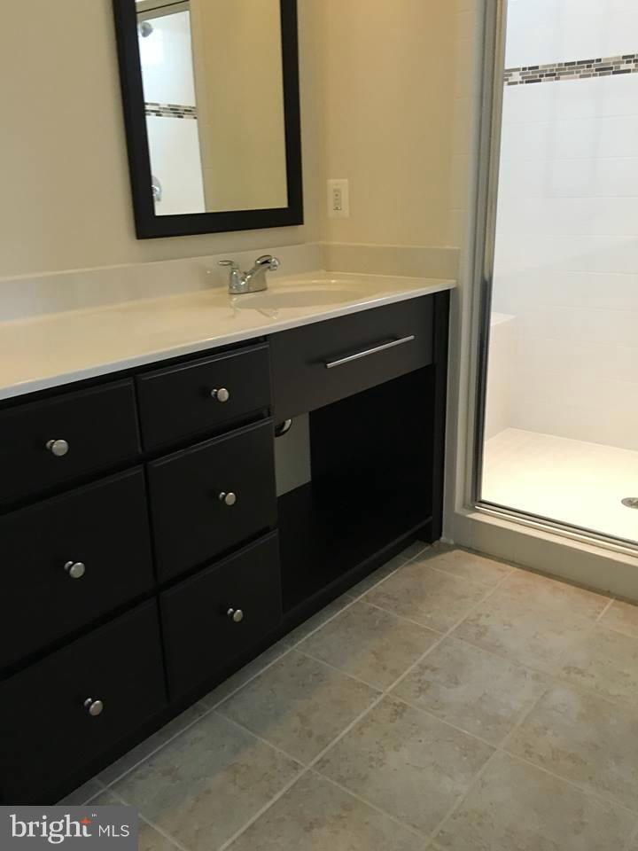 BRAMBLETON LANDBAY 3 - Residential Lease