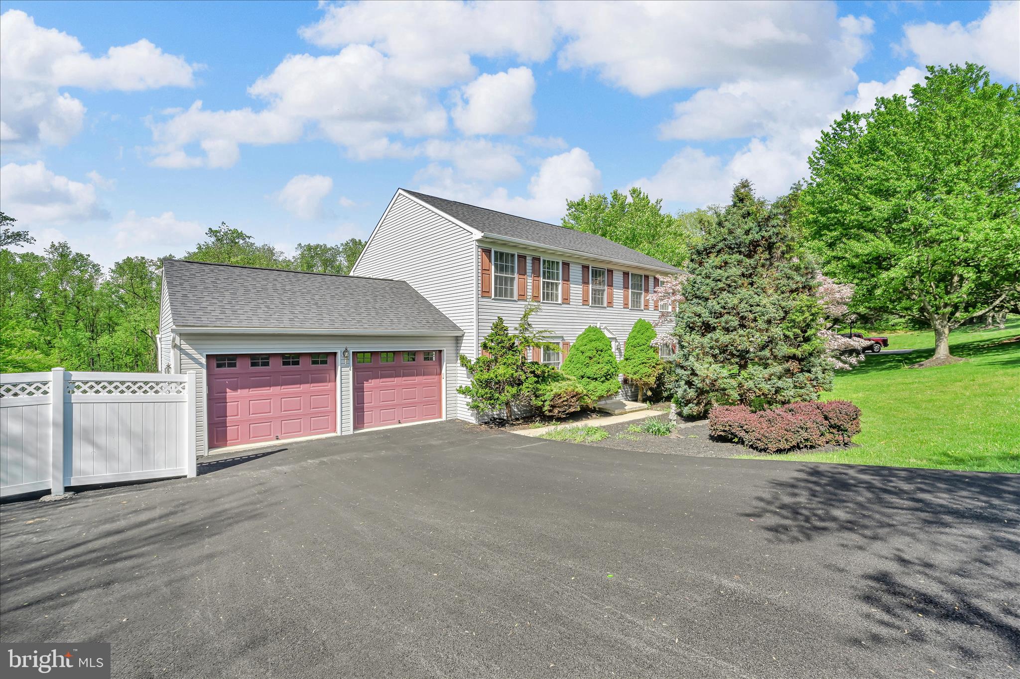 RIDGEVIEW - Residential