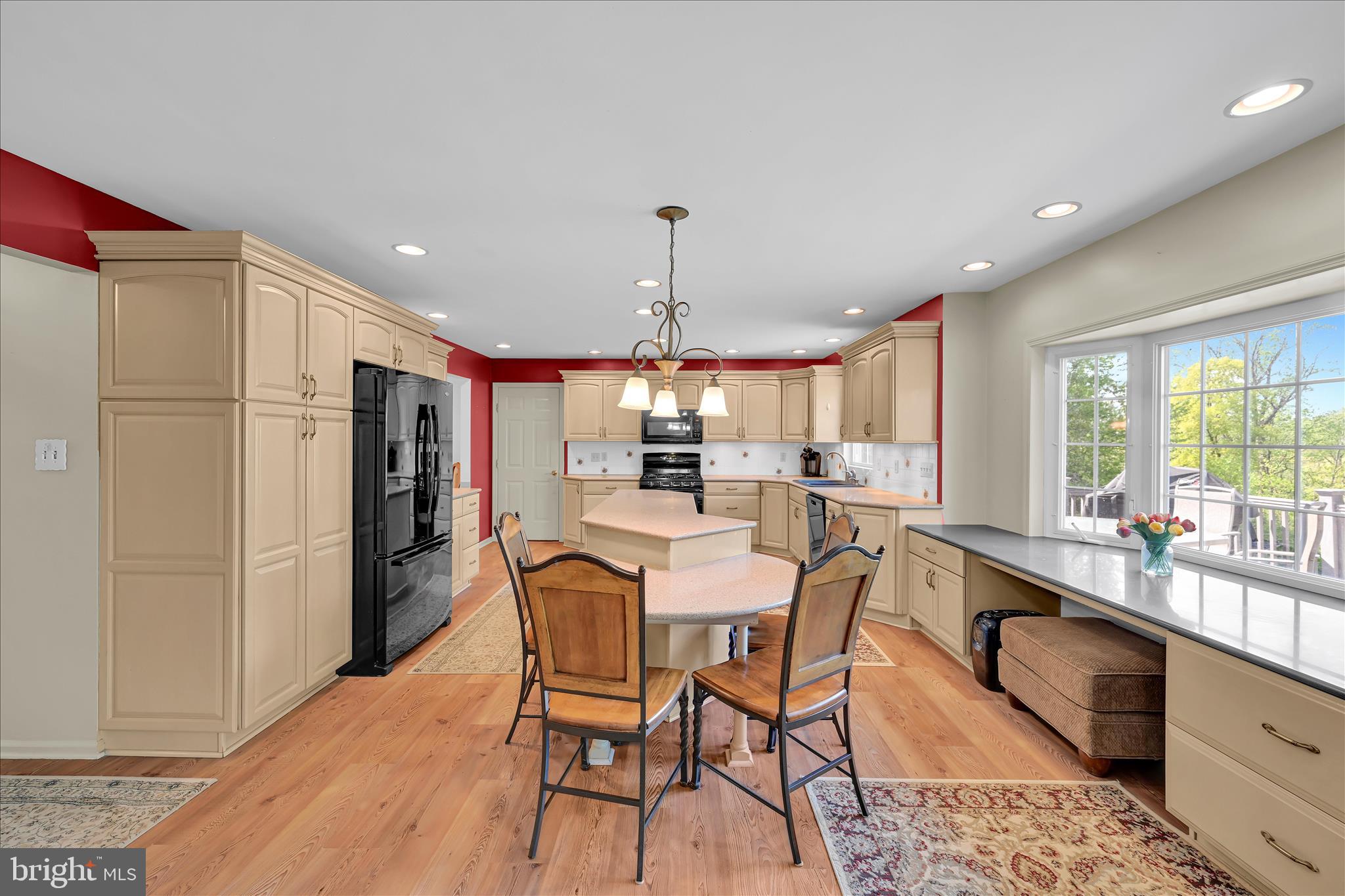 RIDGEVIEW - Residential