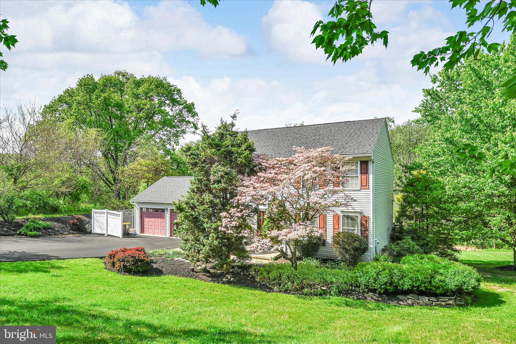 RIDGEVIEW - Residential