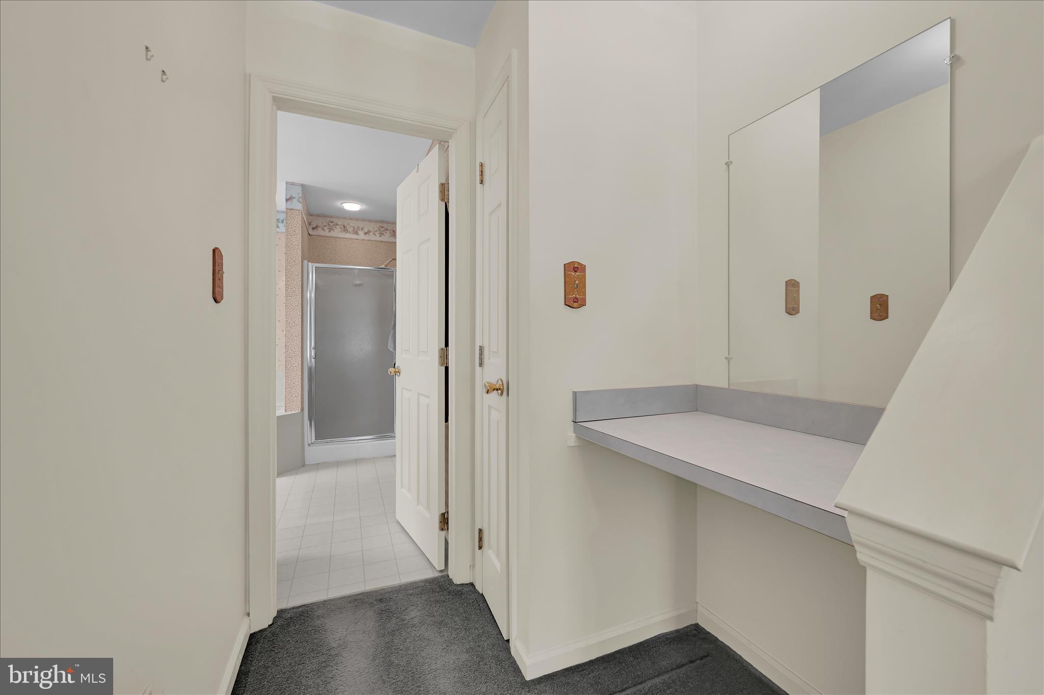 RIDGEVIEW - Residential