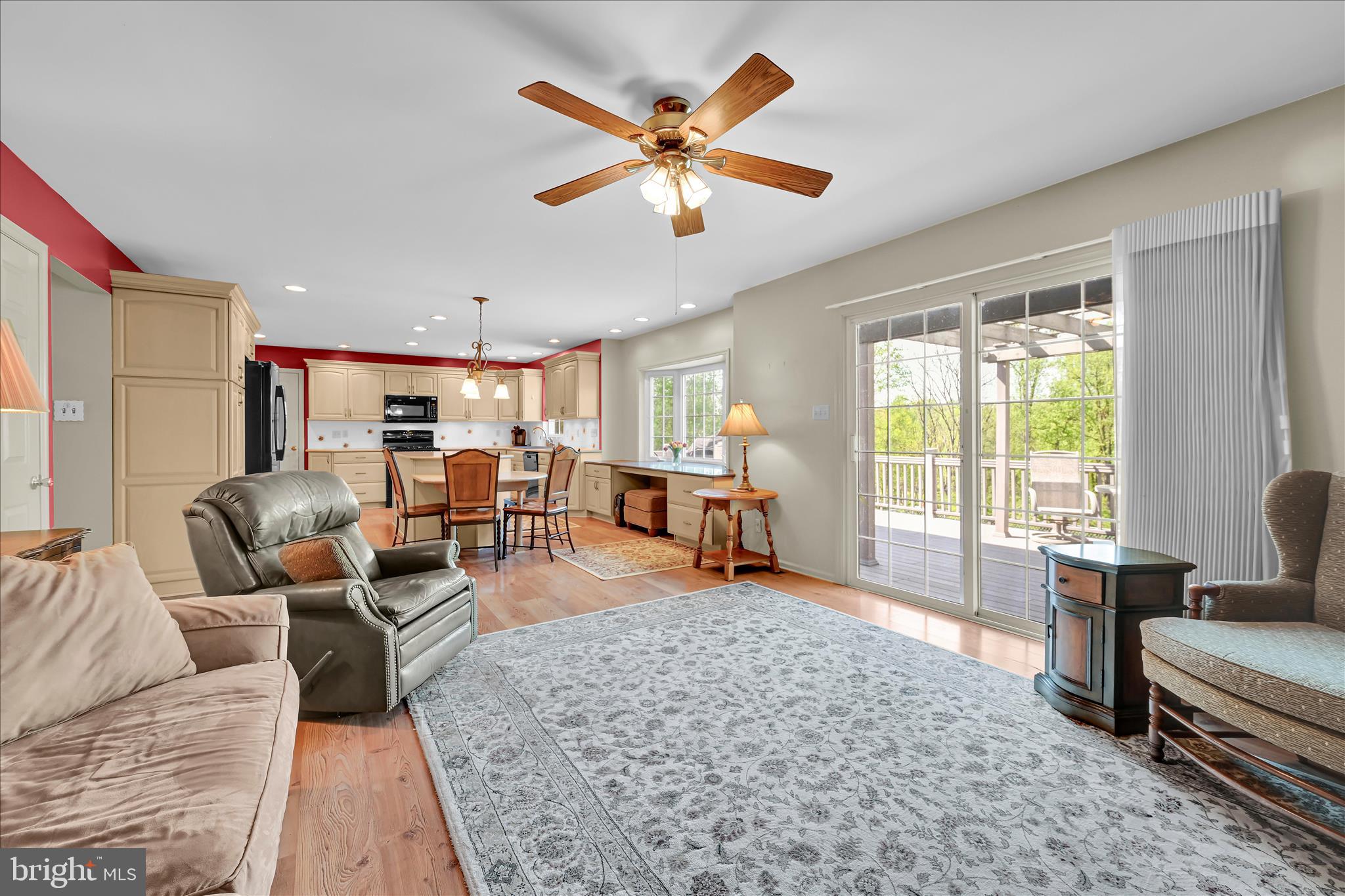 RIDGEVIEW - Residential