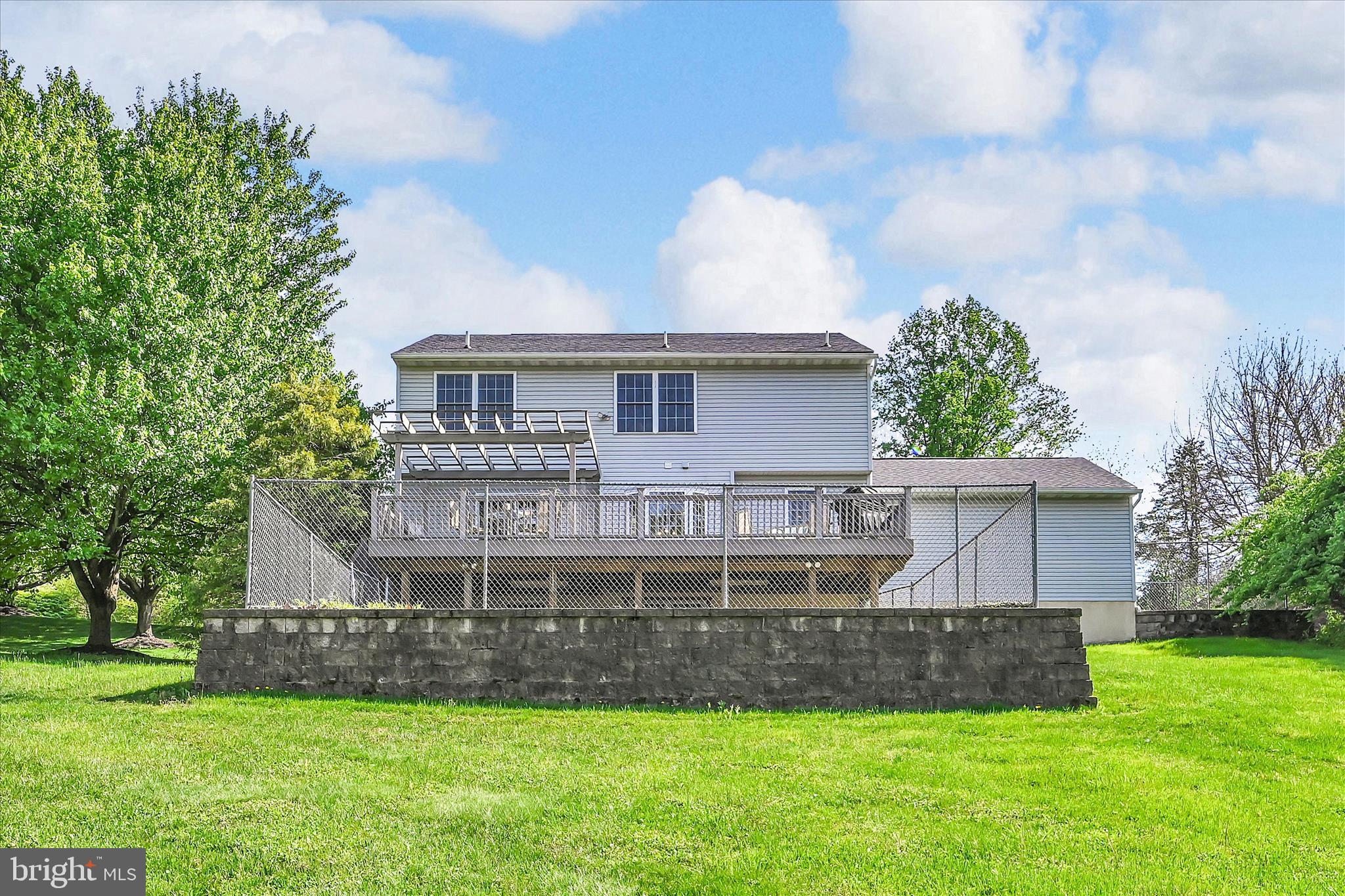 RIDGEVIEW - Residential
