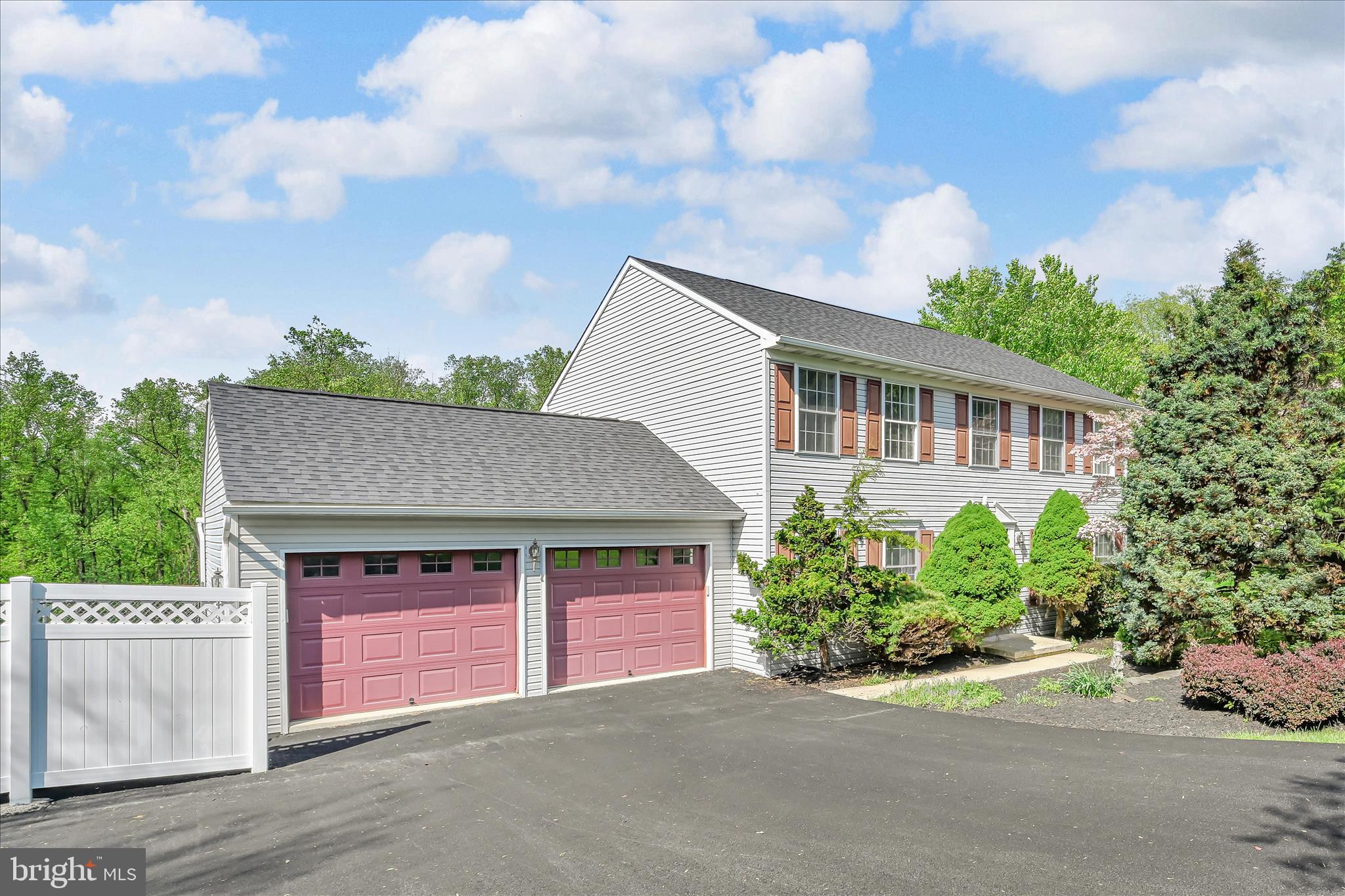 RIDGEVIEW - Residential