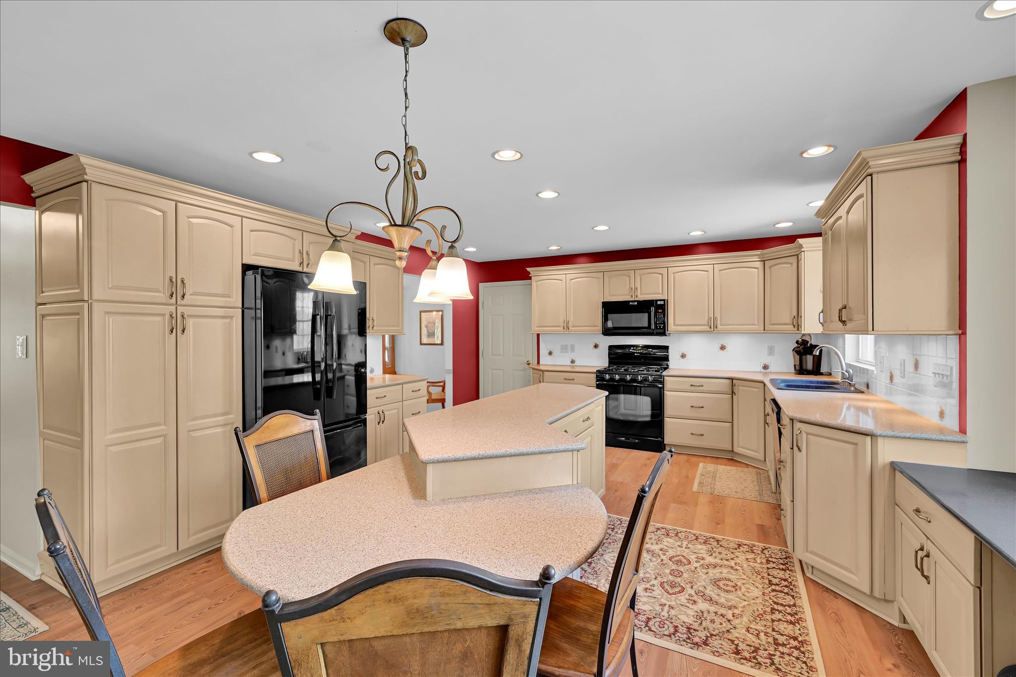 RIDGEVIEW - Residential