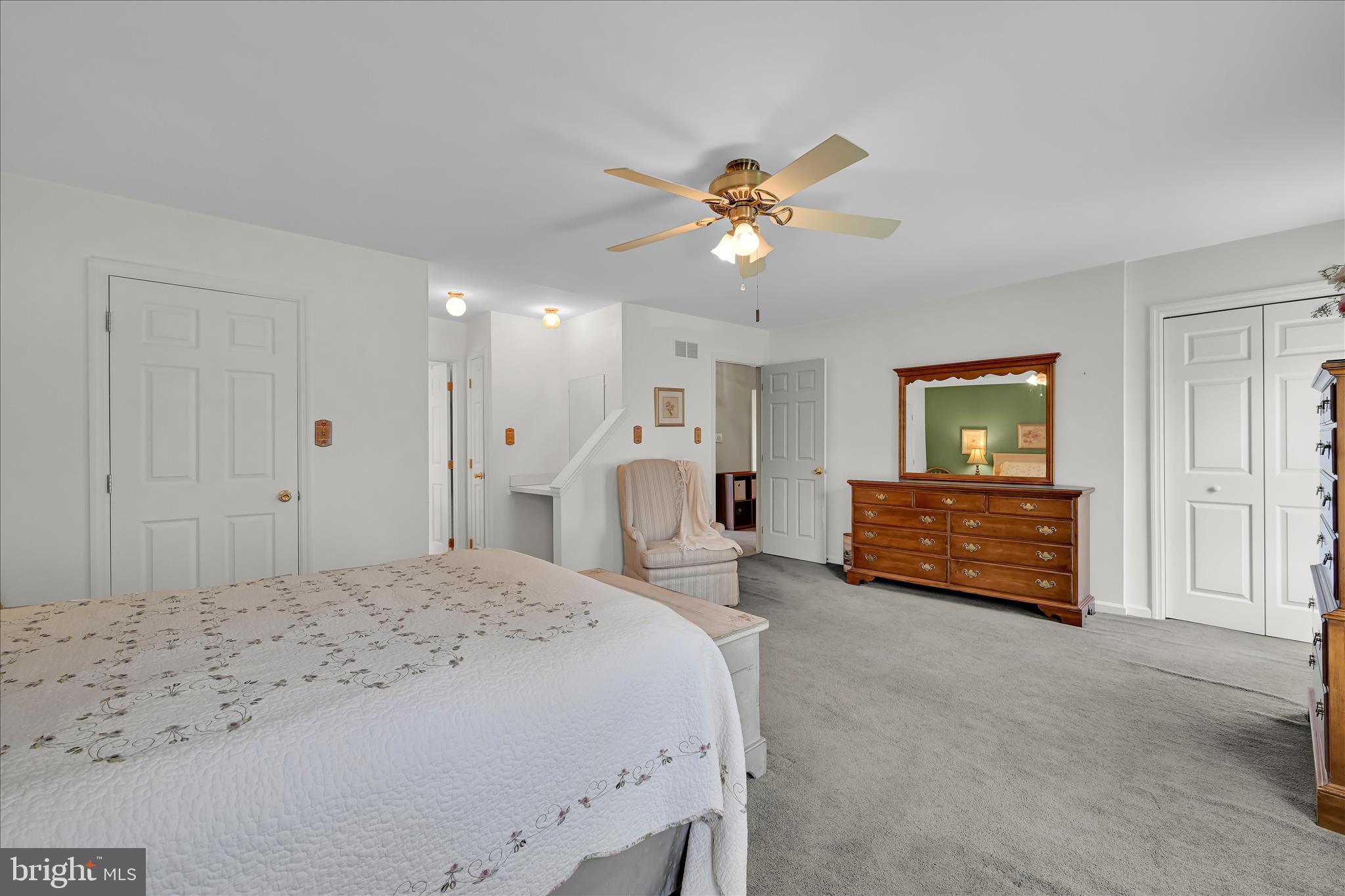 RIDGEVIEW - Residential