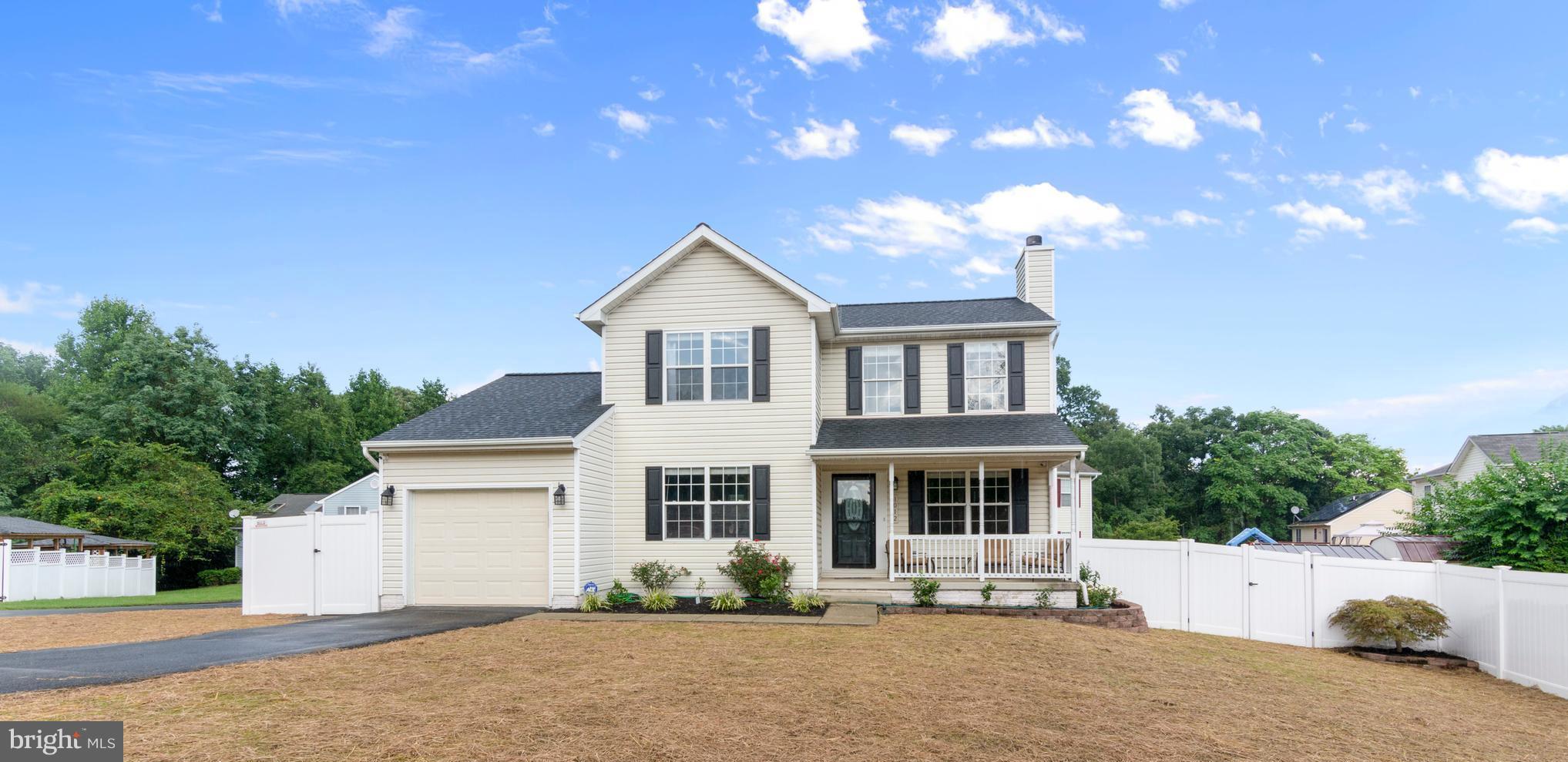 SUNDOWN BROOK - Residential