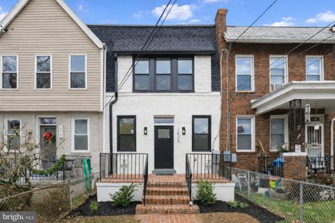 2826 6TH STREET NE WASHINGTON DC 20017
