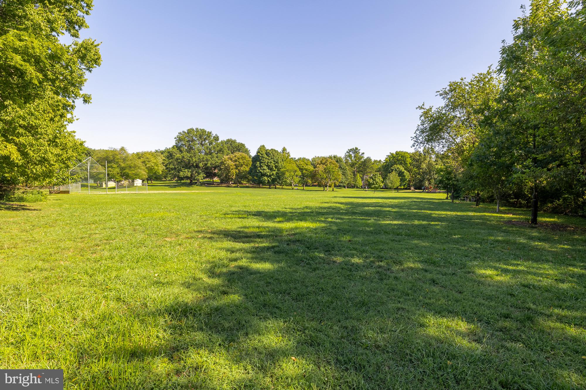 KENWOOD FOREST - Residential