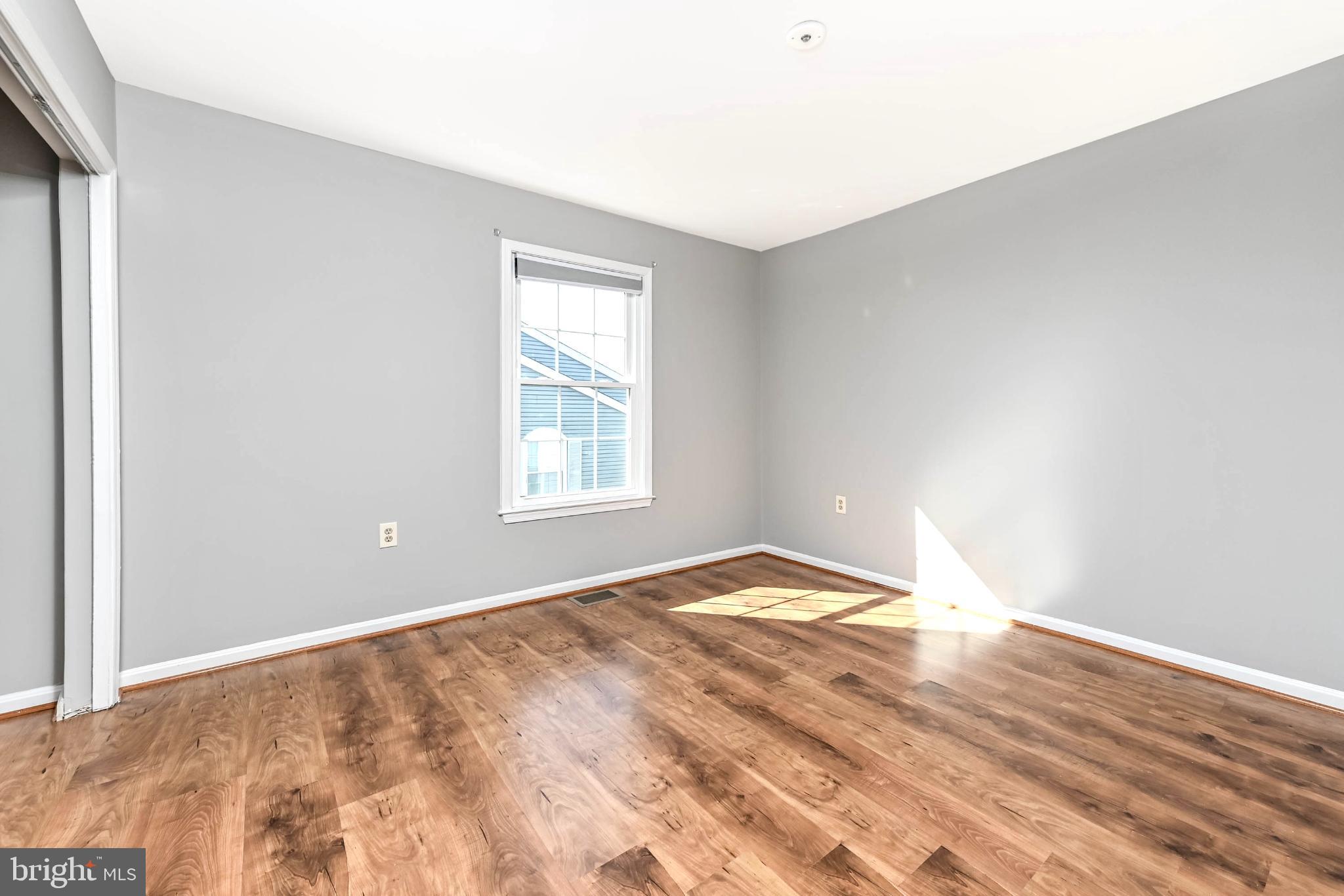 JACKSONS RIDGE CONDOS - Residential