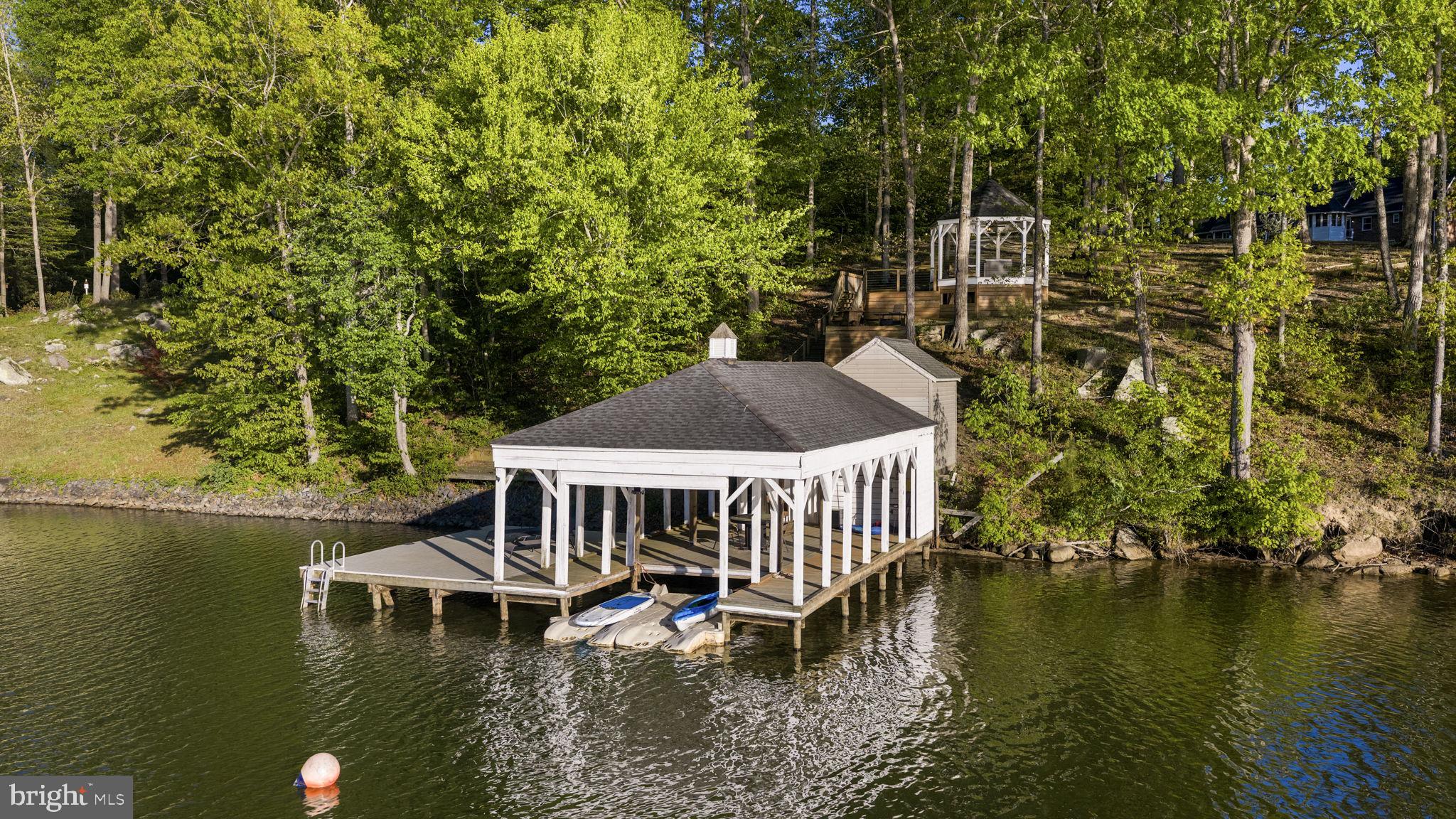 KELLYS LANDING - Residential