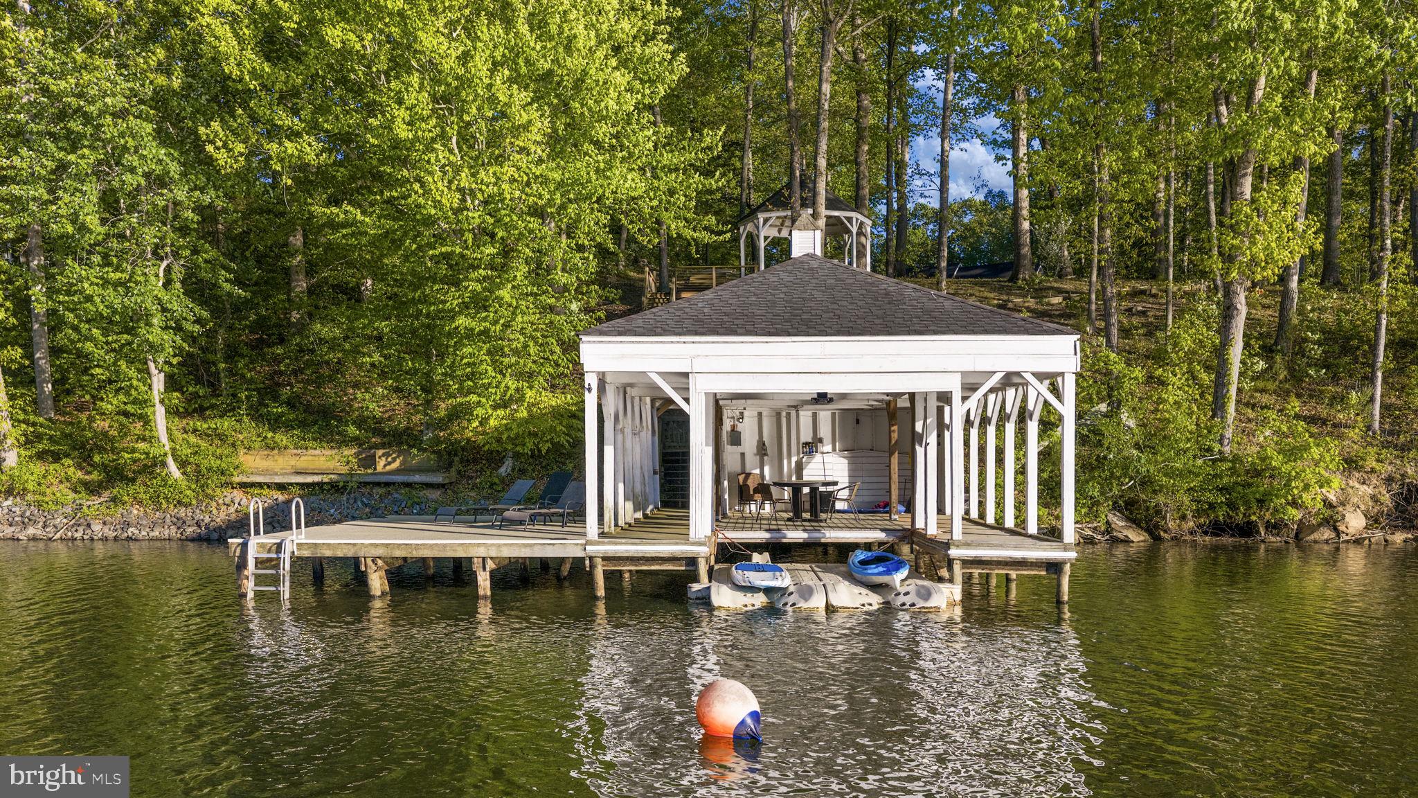 KELLYS LANDING - Residential