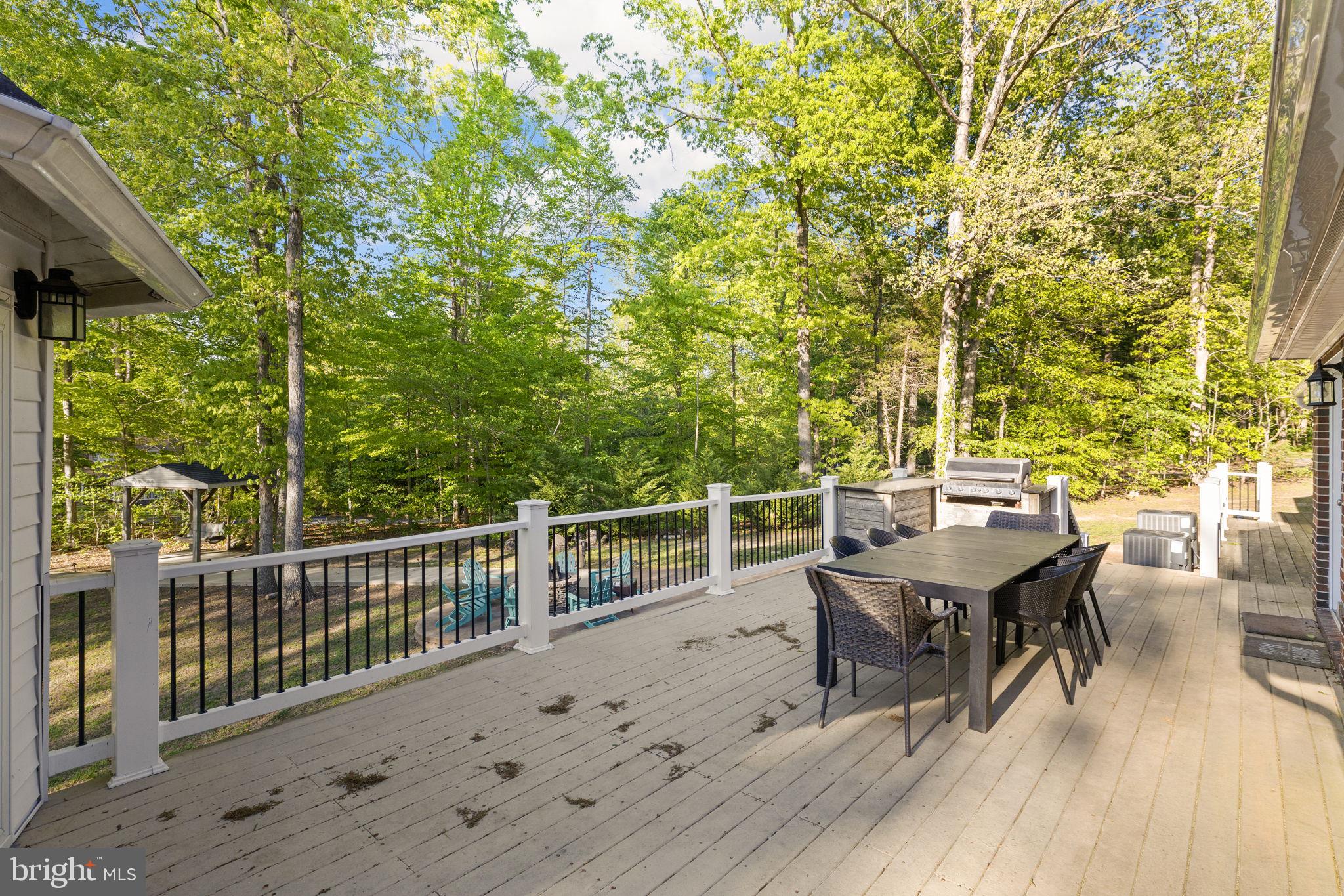 KELLYS LANDING - Residential