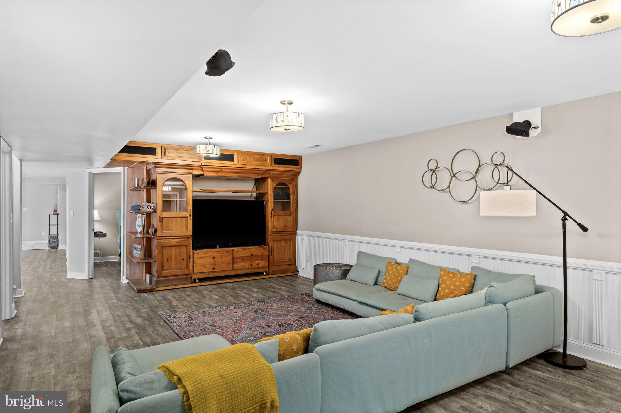 KELLYS LANDING - Residential