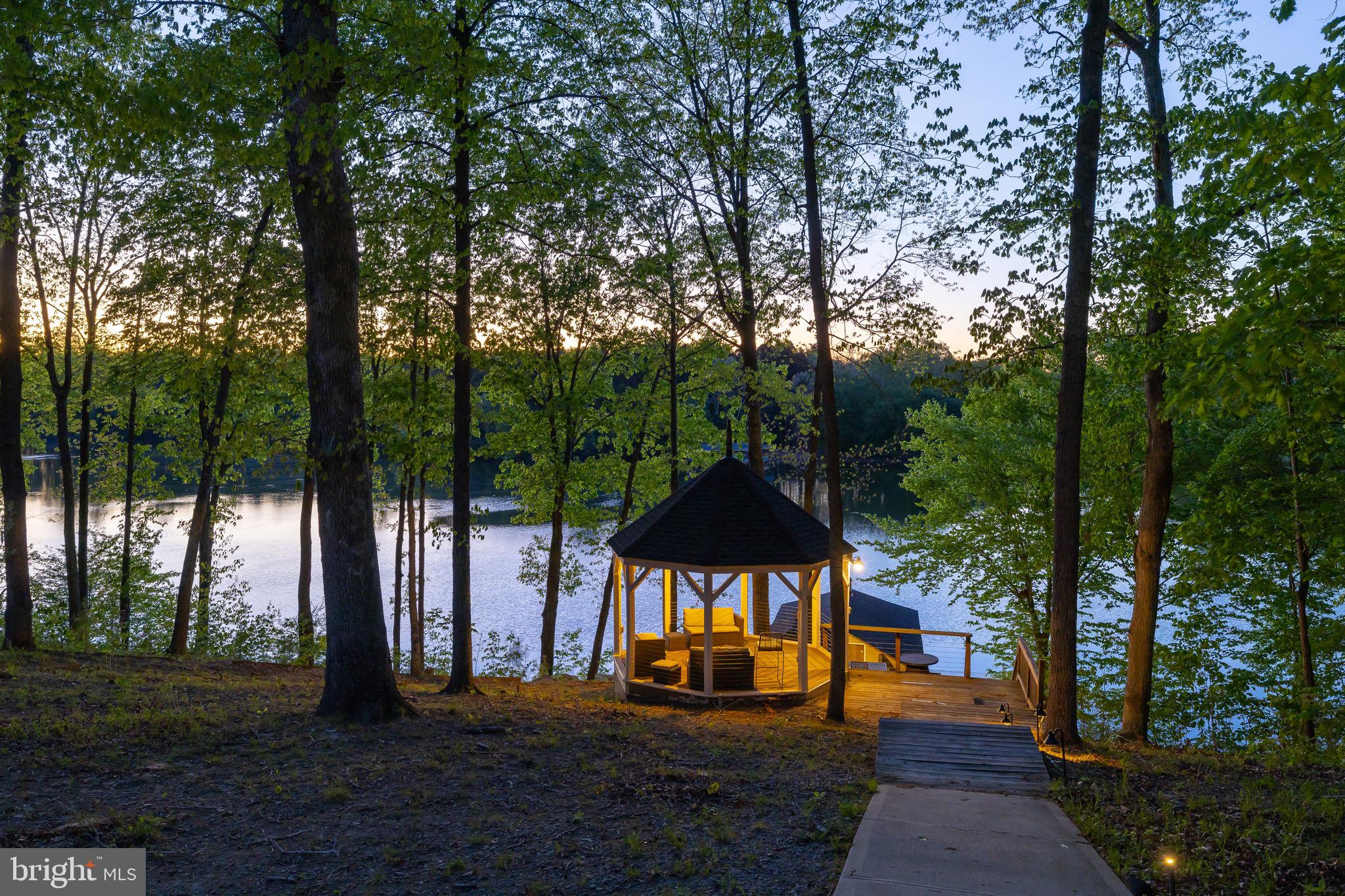 KELLYS LANDING - Residential