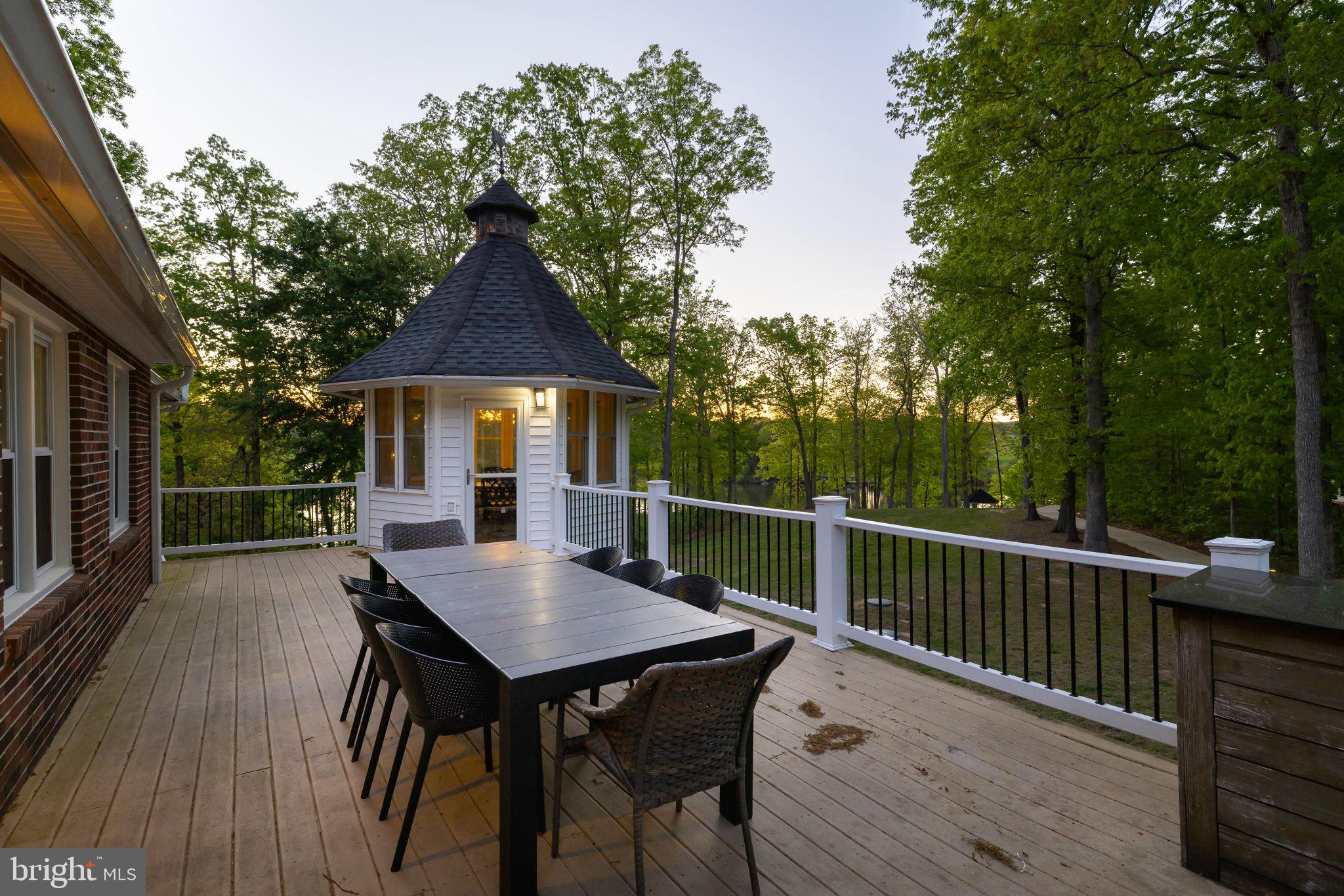 KELLYS LANDING - Residential