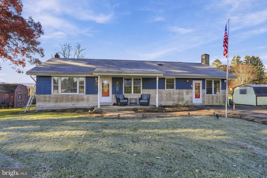 Photo of 601 Pocahontas Street, MT LAKE PARK, MD 21550 (MLS # MDGA2012946)